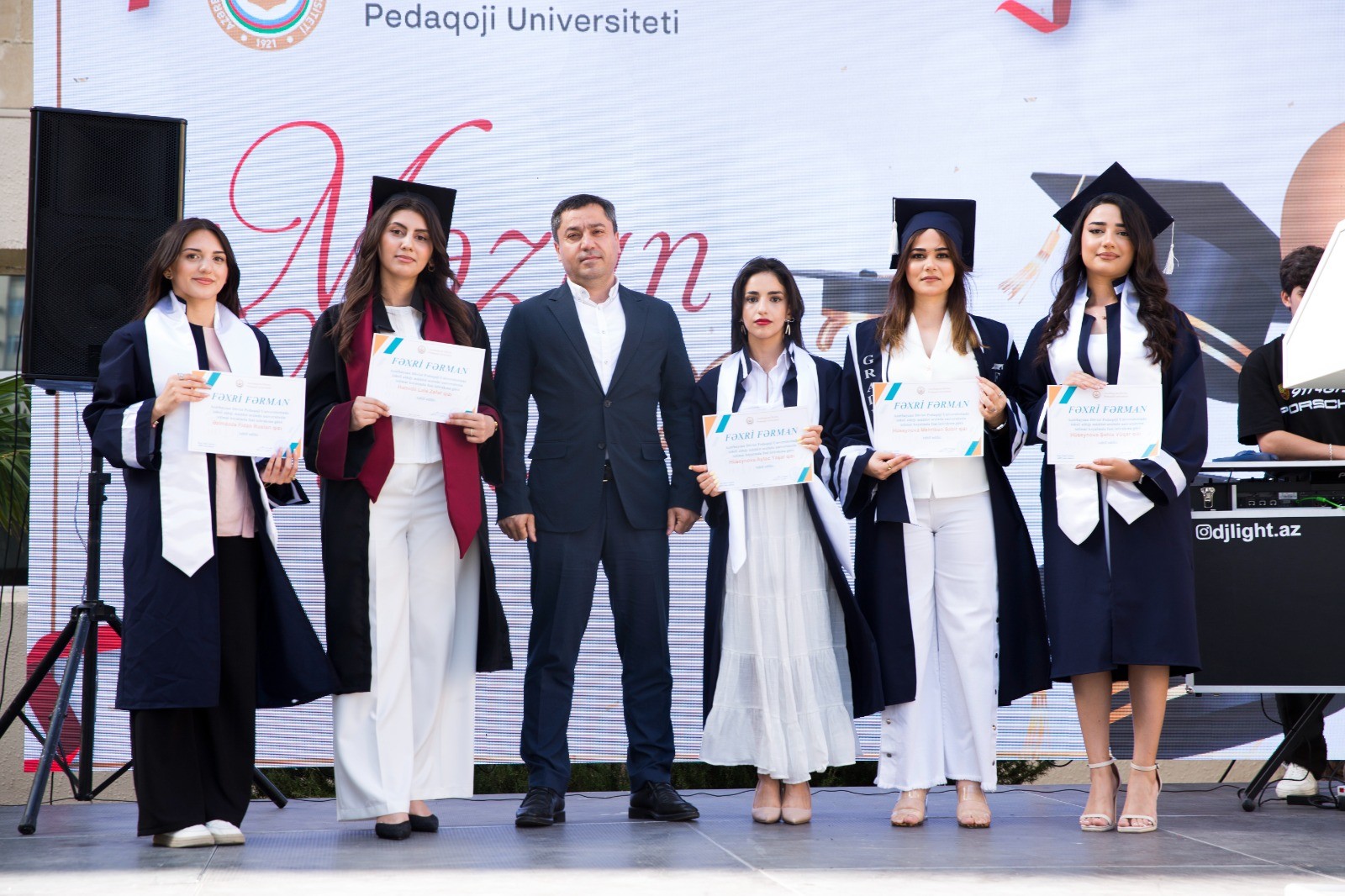 Gələcəyin müəllimləri məzun oldu: ADPU-da “Məzun günü”