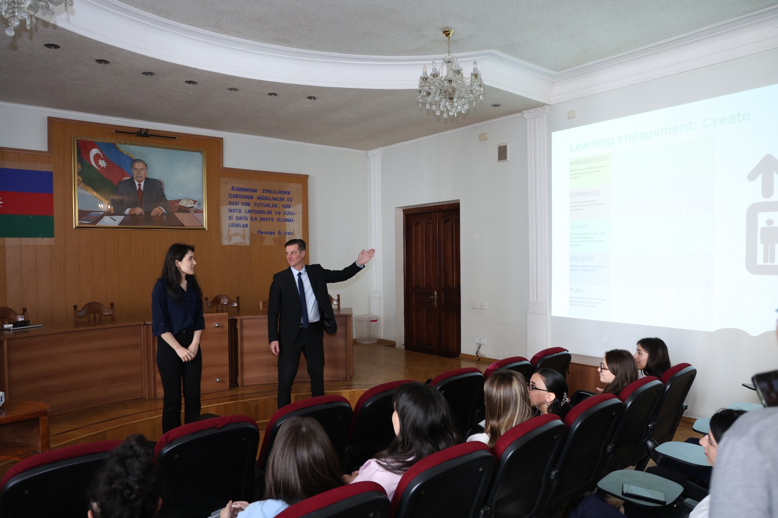 Gələcəyin pedaqoqları üçün 6 aylıq təlim keçirilir