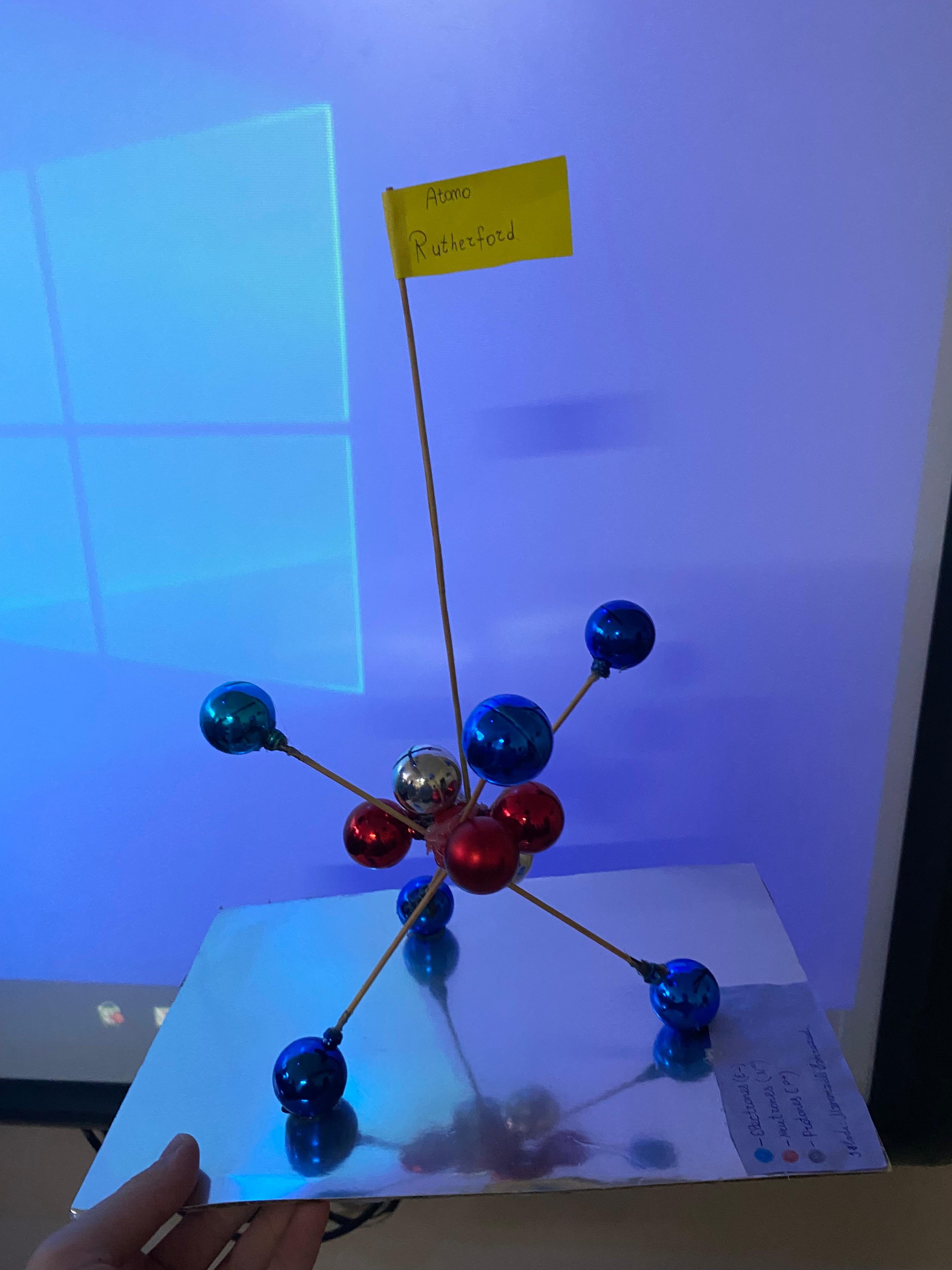 Gənc ixtiraçıların yetişdiyi məkan – Uğurun sirri nədir?