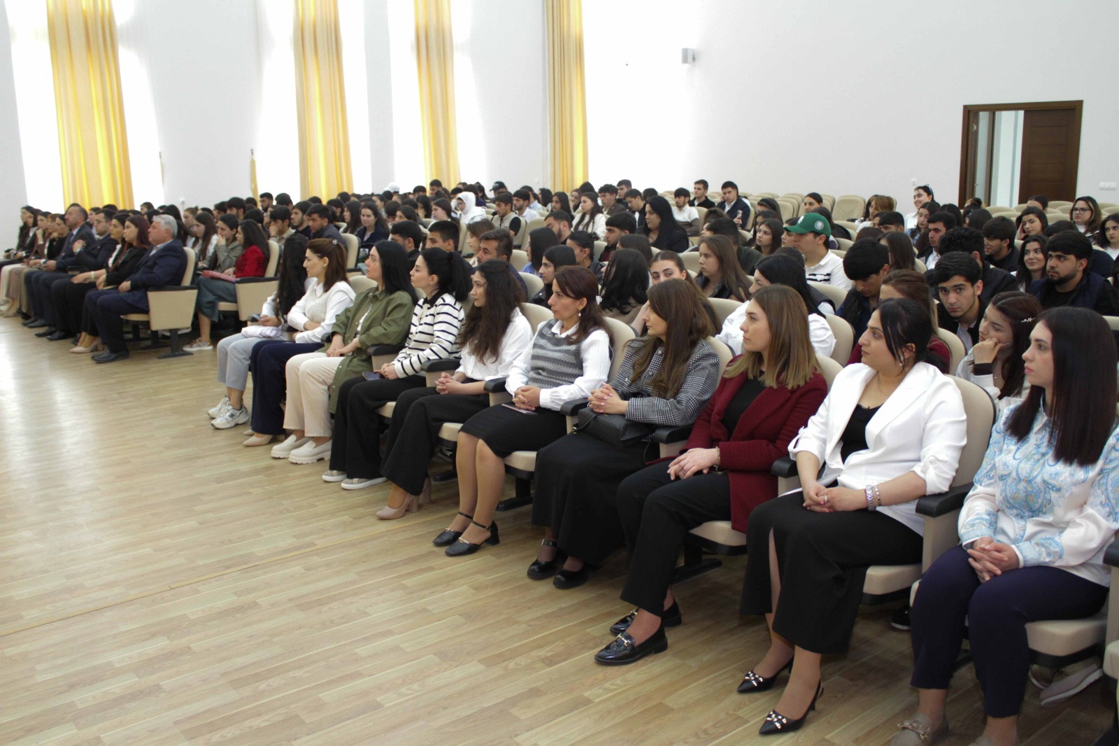 Gəncə Dövlət Aqrar Kollecində “Konstitusiya və Suverenlik İli”nə həsr olunan tədbir keçirilib 