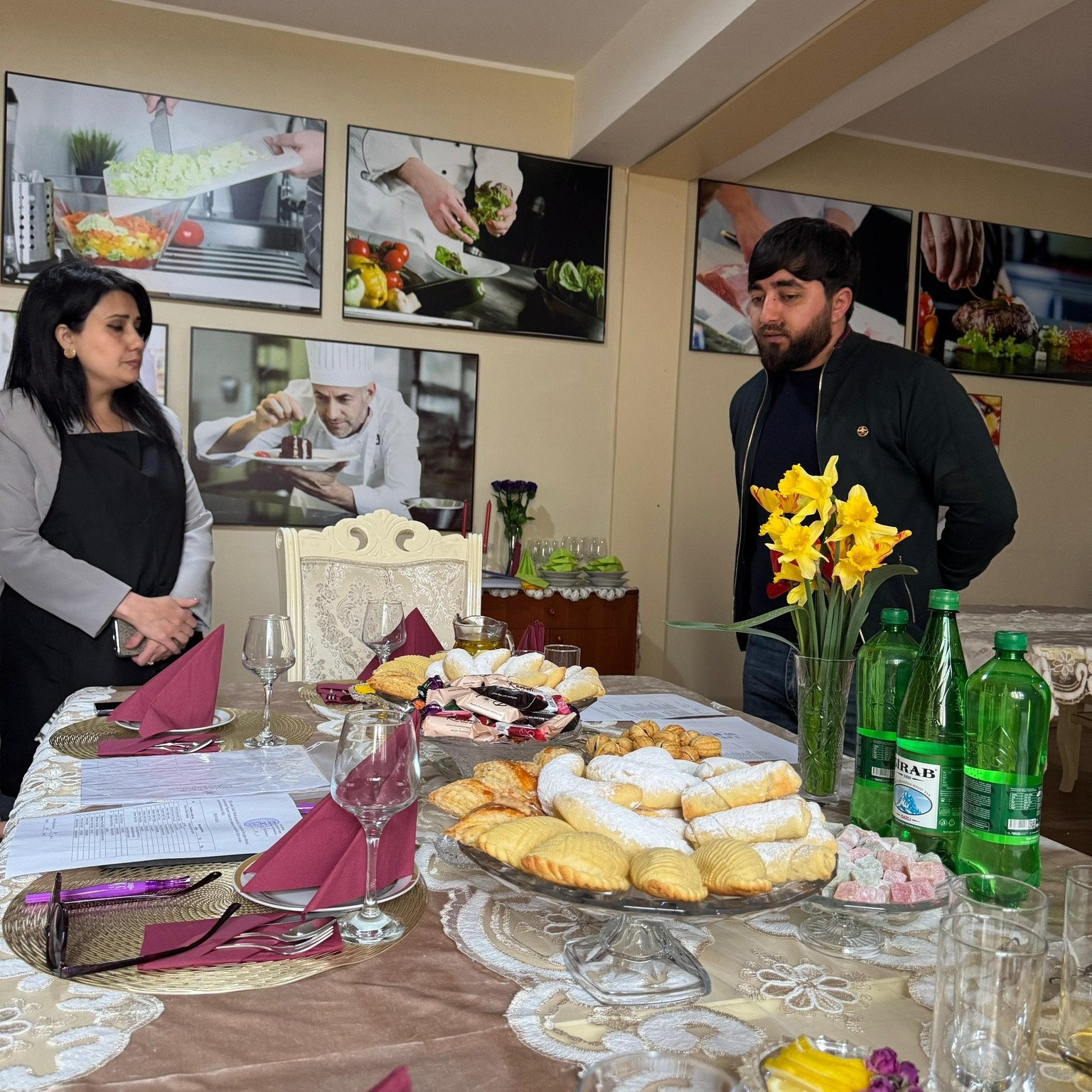 Gəncə Dövlət Peşə Təhsili Mərkəzində ofisiant və barmen ixtisasları təlimlər başa çatıb