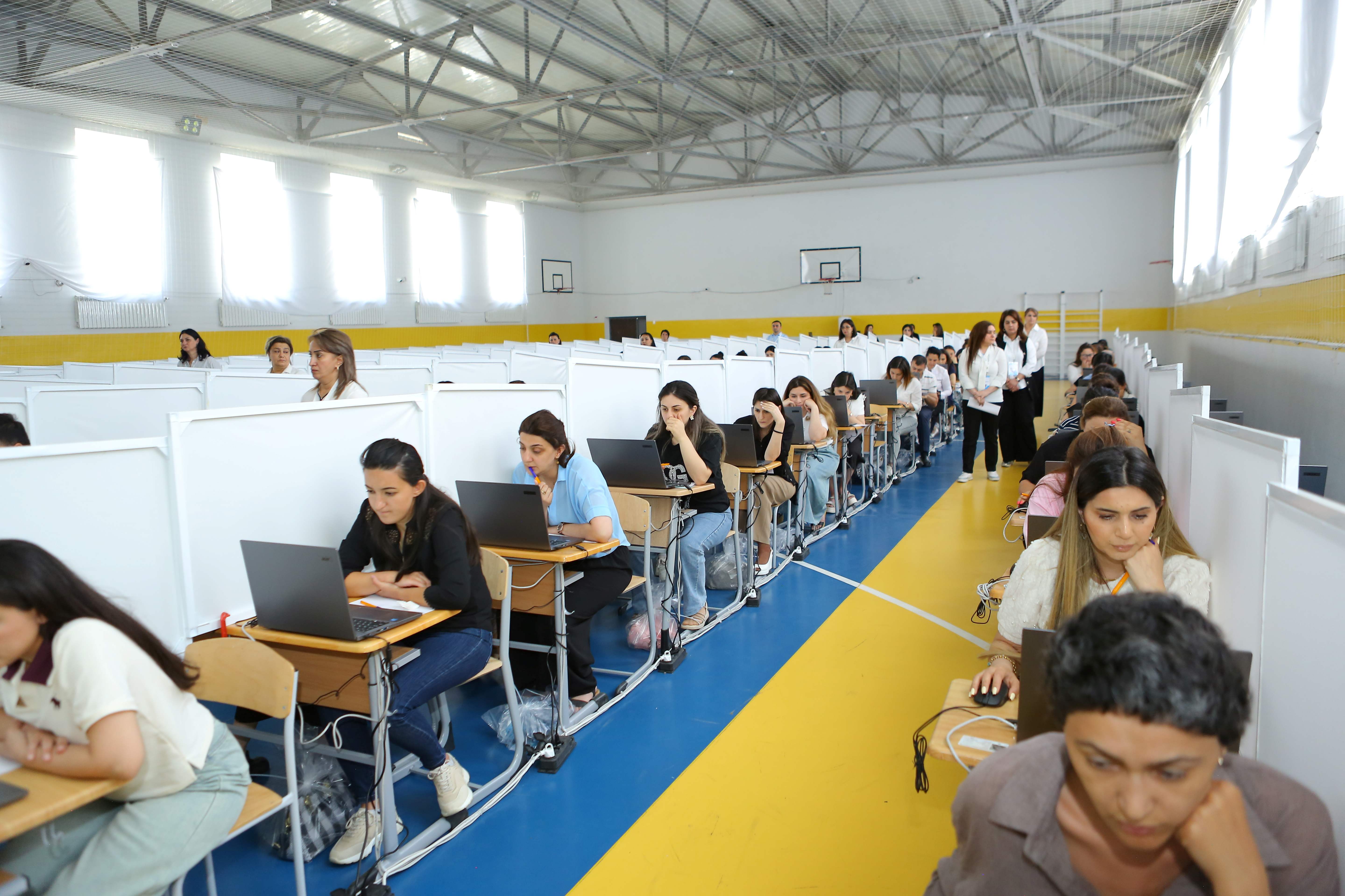 Gəncə şəhərinin icra başçısı sertifikatlaşdırma prosesini izləyib