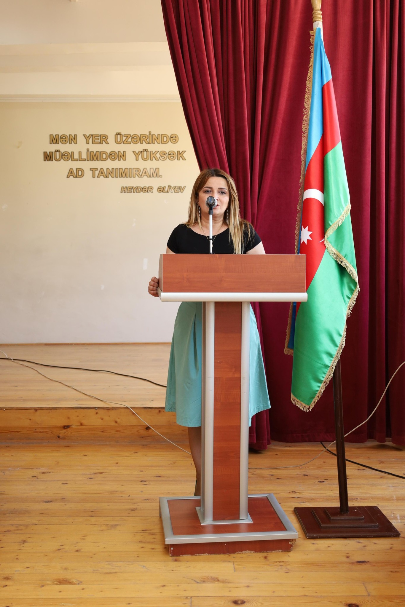 Gəncə və Goranboyda yenilənmiş tam orta məktəblərə qəbul həyata keçirilir