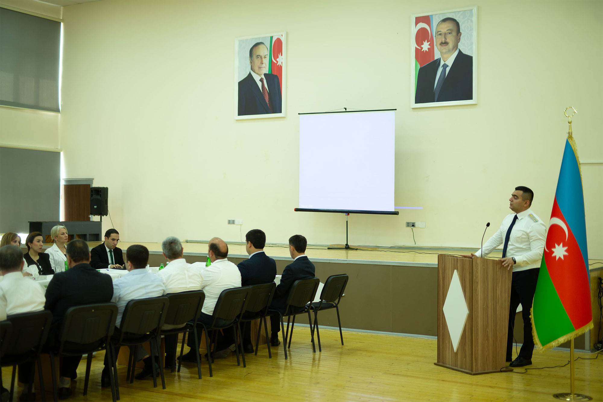 Gəncədə “Antikorrupsiya davranış modelinin formalaşdırılması” mövzusunda təlim keçirilib