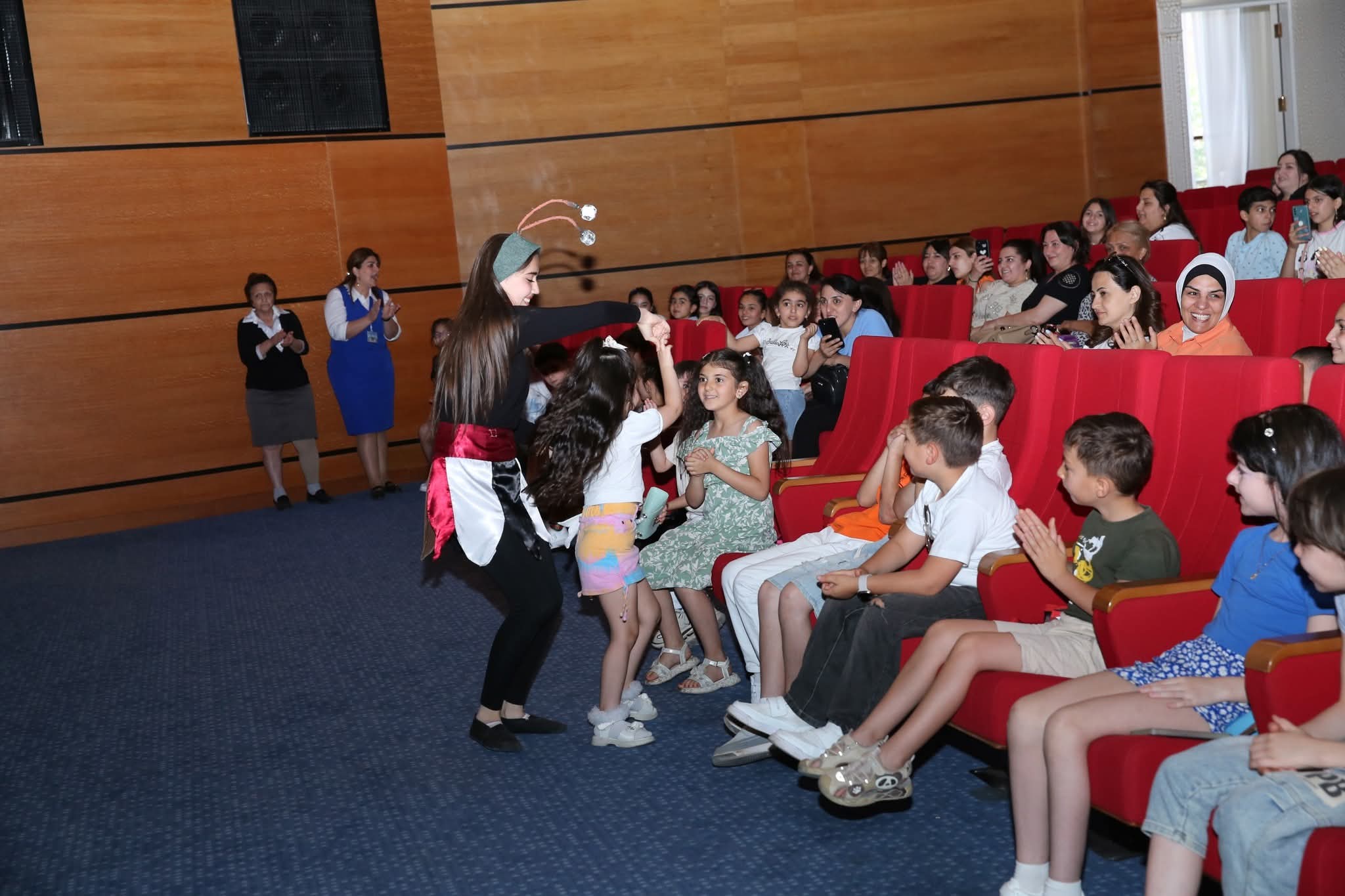 Gəncədə “Məktəblilər üçün teatr pedaqogikası” layihəsinə start verilib