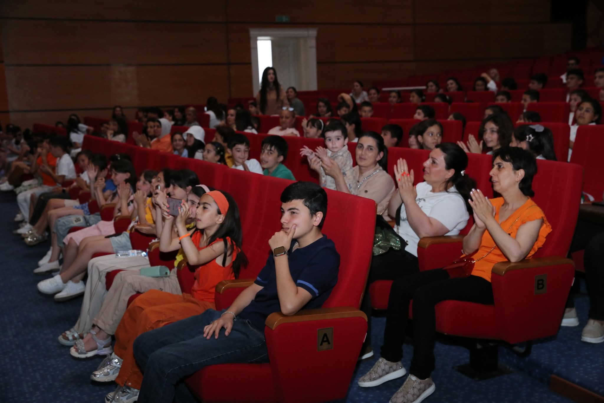 Gəncədə “Məktəblilər üçün teatr pedaqogikası” layihəsinə start verilib