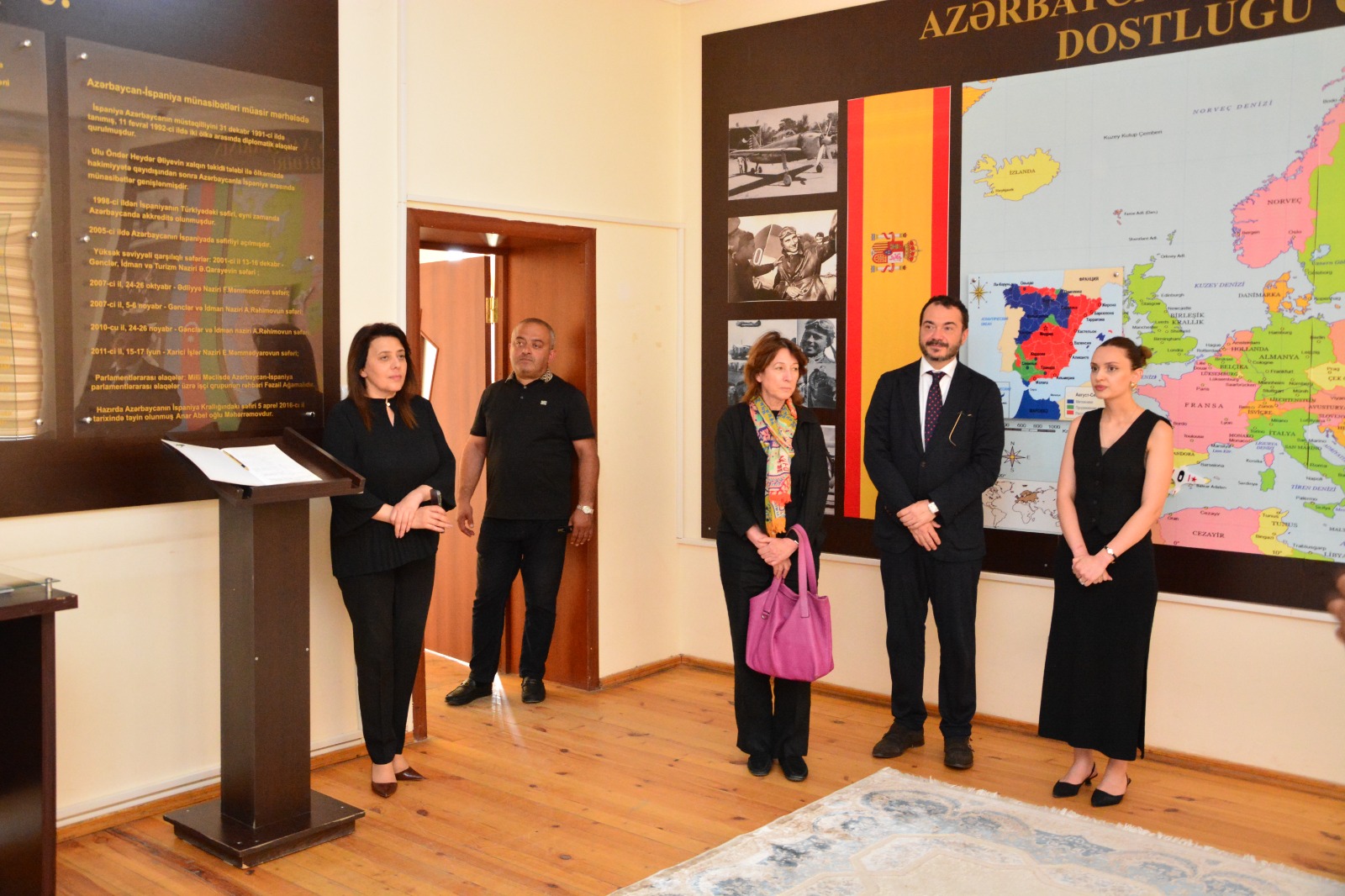 Gəncədə tarixlə diplomatiyanın görüşü