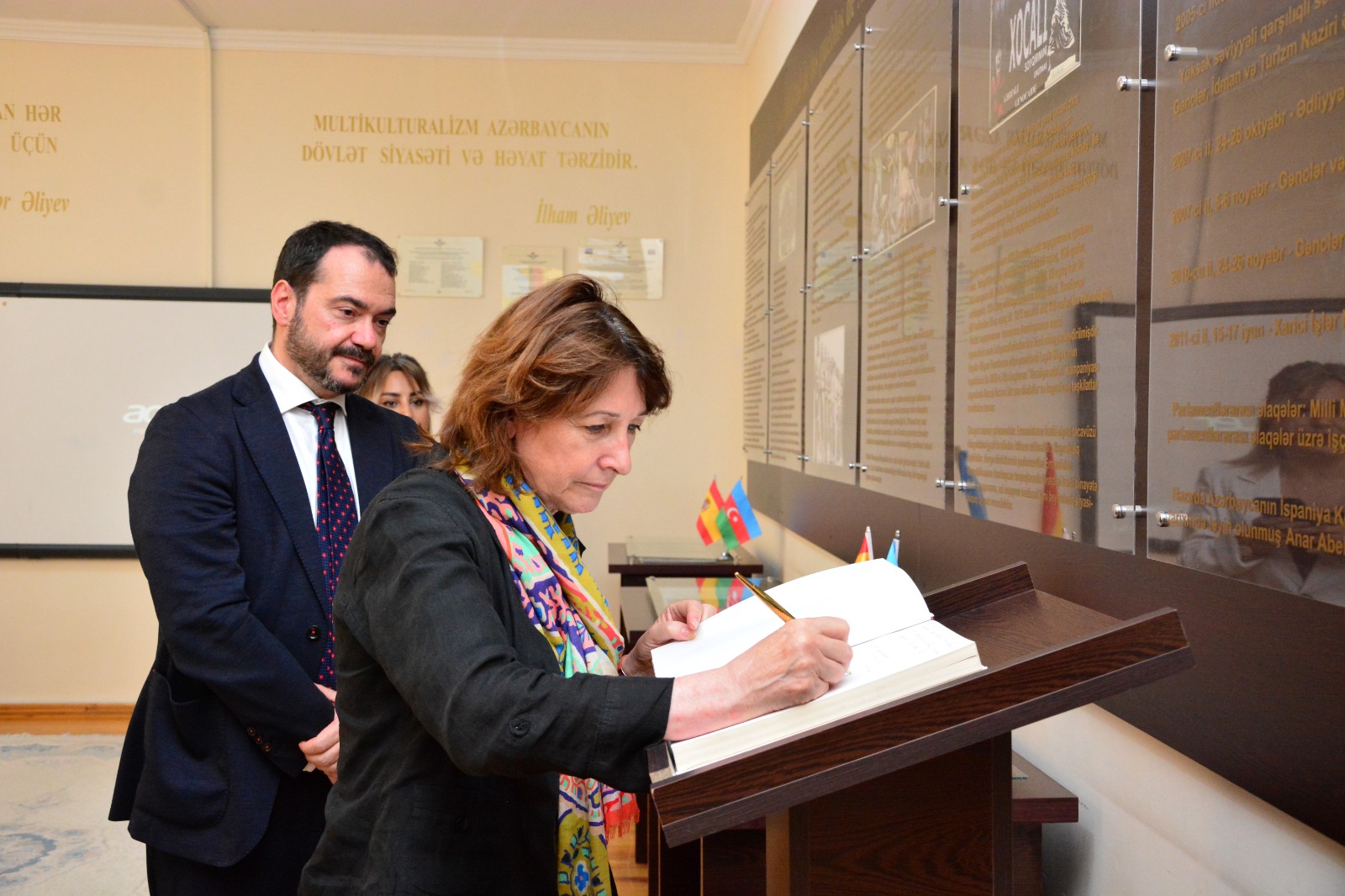 Gəncədə tarixlə diplomatiyanın görüşü