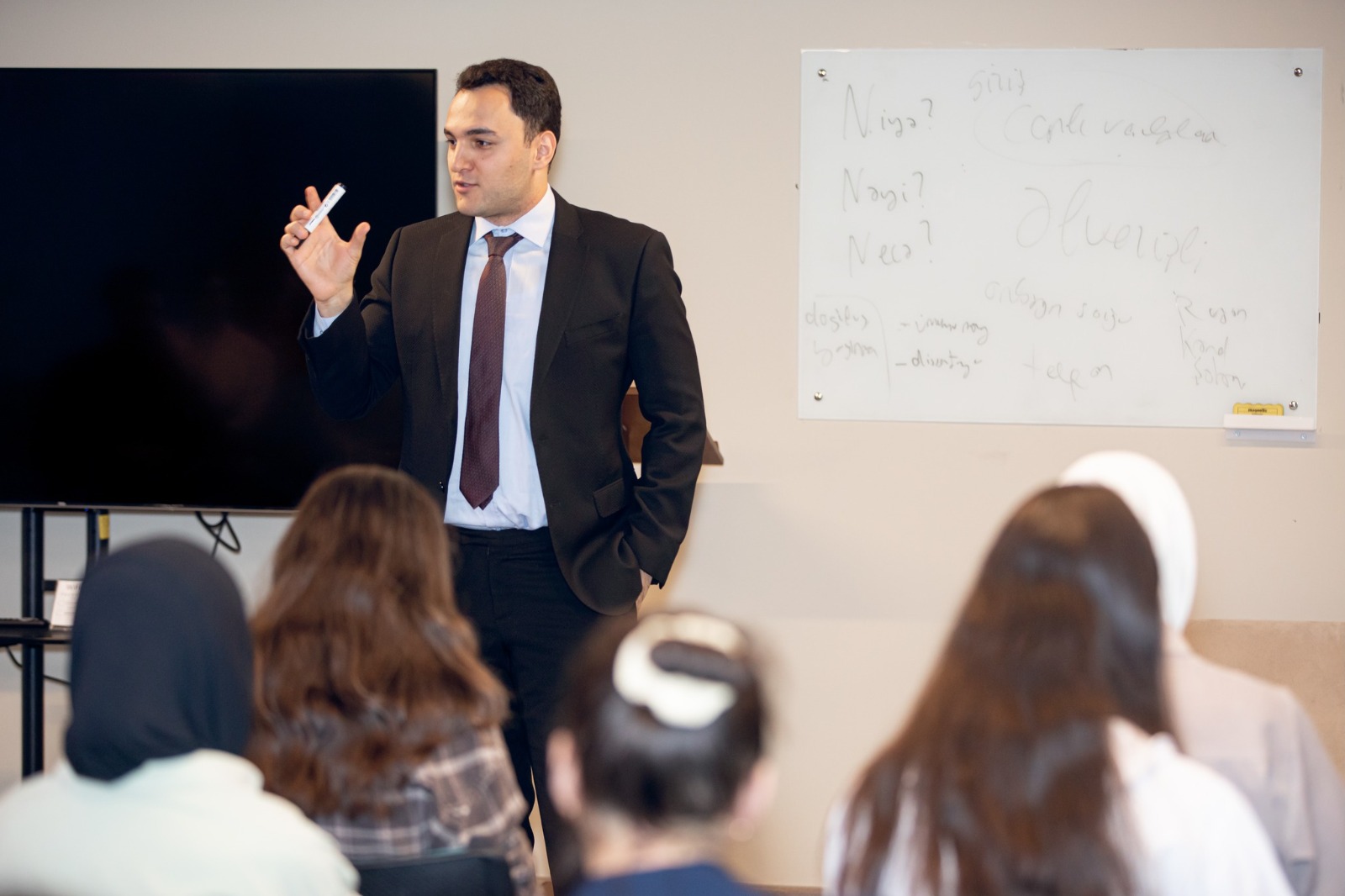 Gənclər niyə elmdən uzaqlaşır? – gənc tədqiqatçı rəyi