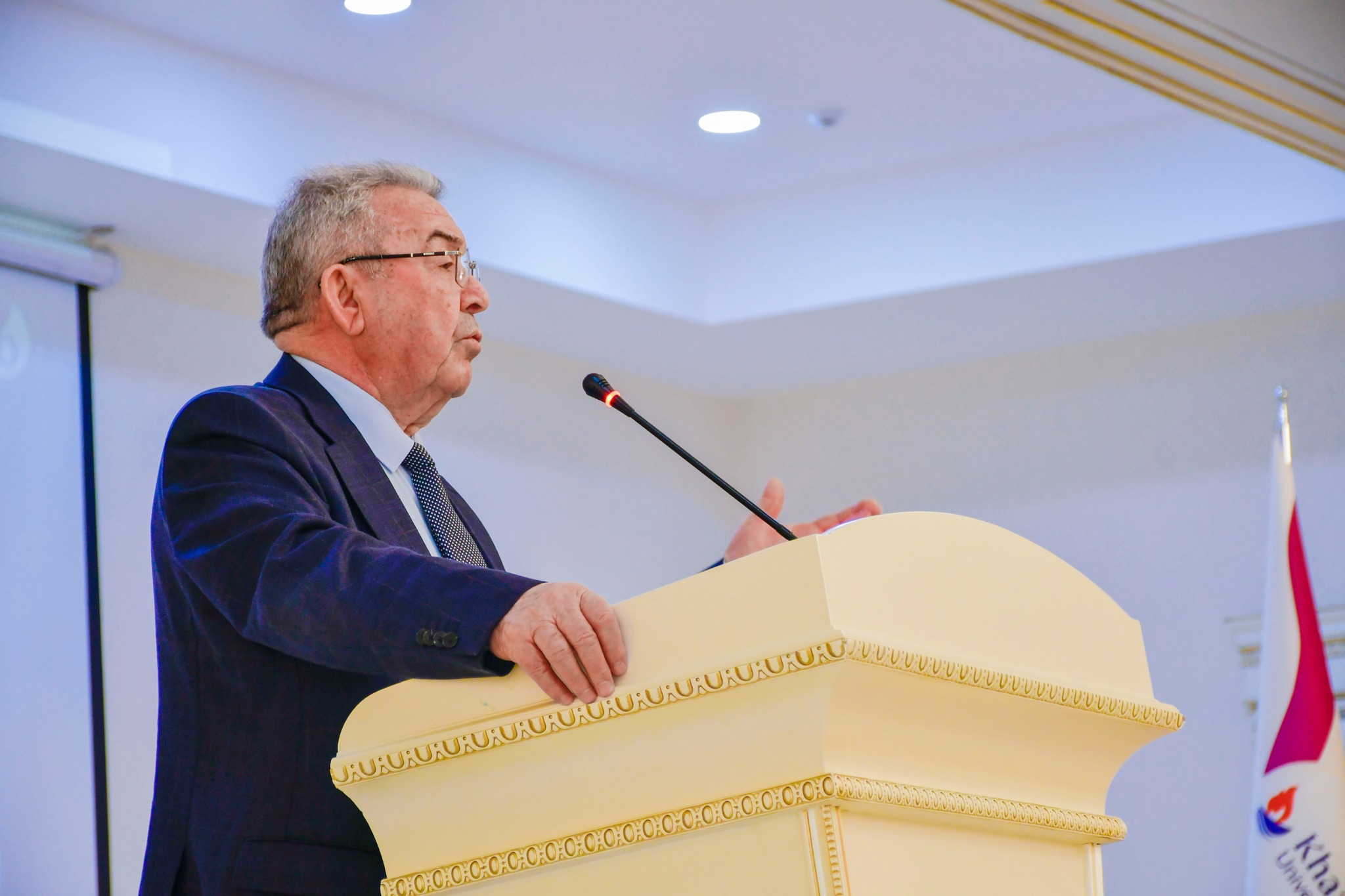 Gənclərin dünyasında süni zəkanın imkanları müzakirə olunub