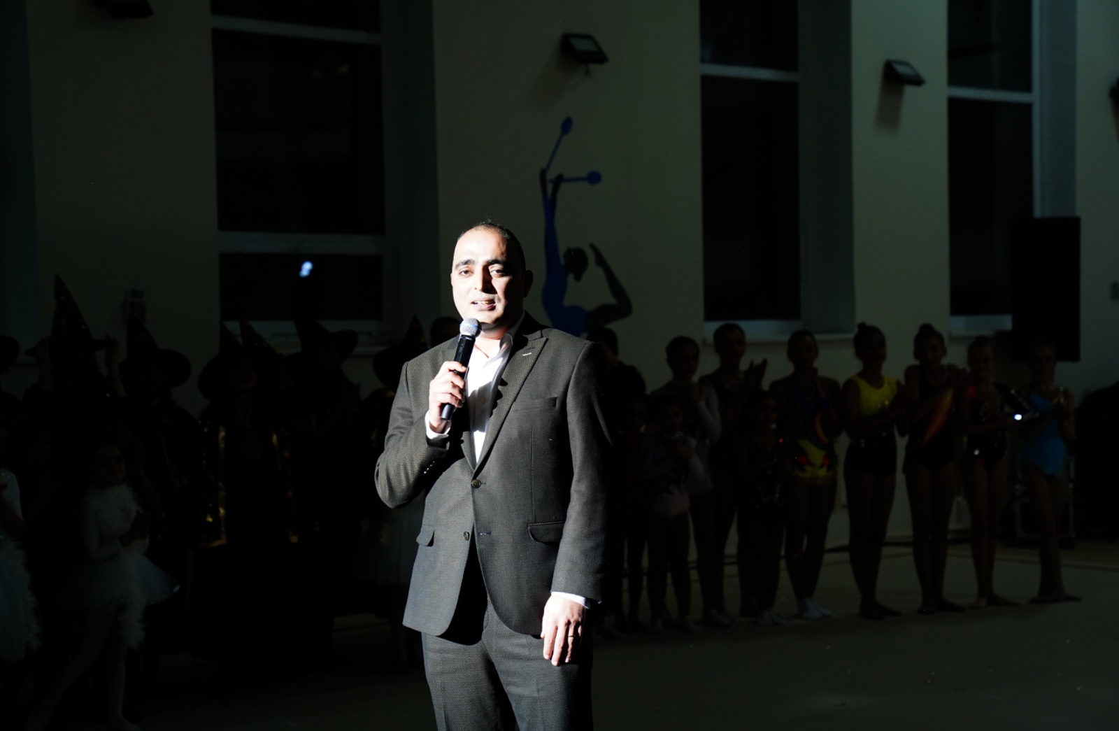 Gimnastika məktəbində "Elf diyarı" adlı tədbir keçirilib