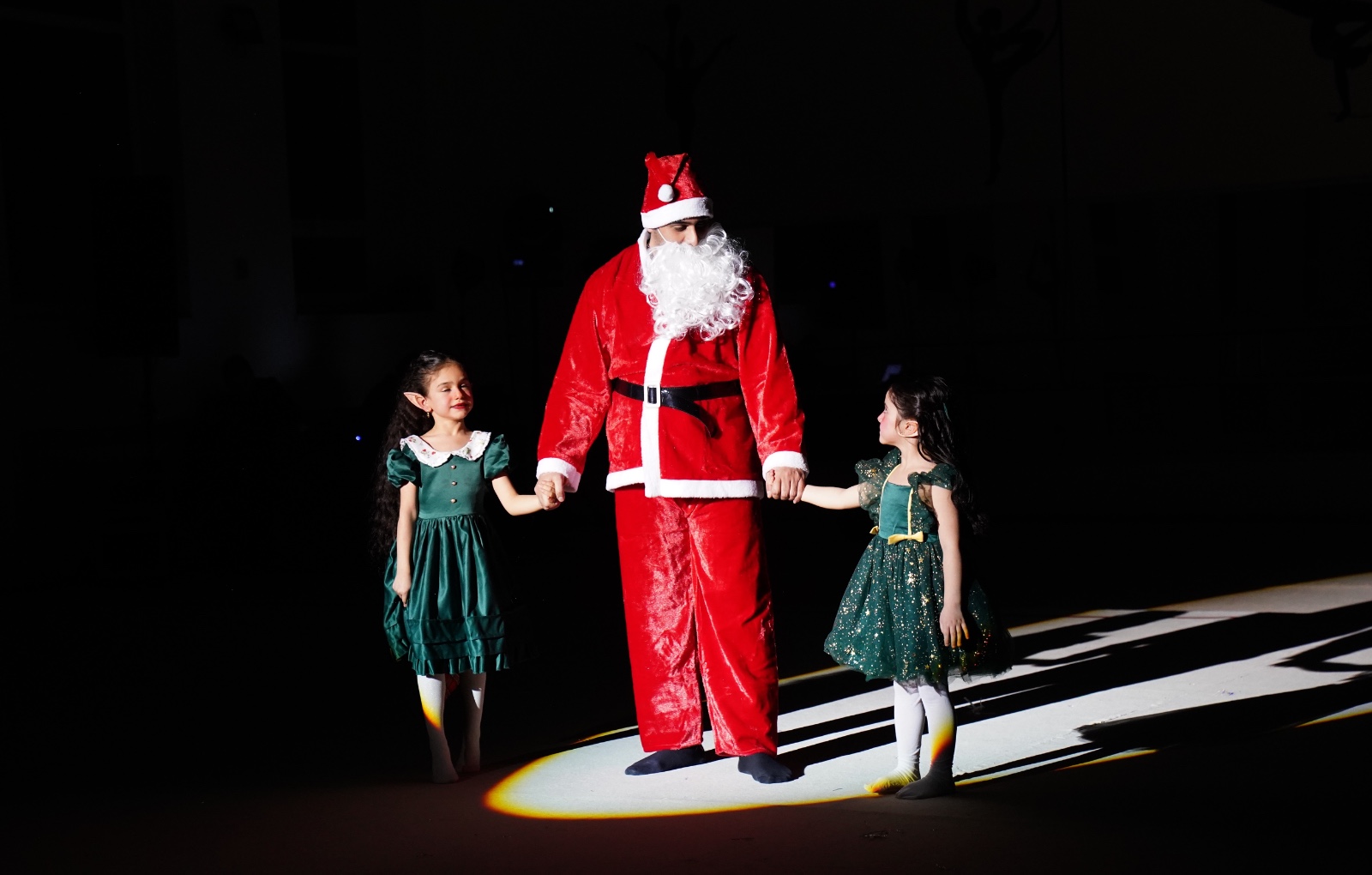 Gimnastika məktəbində "Elf diyarı" adlı tədbir keçirilib