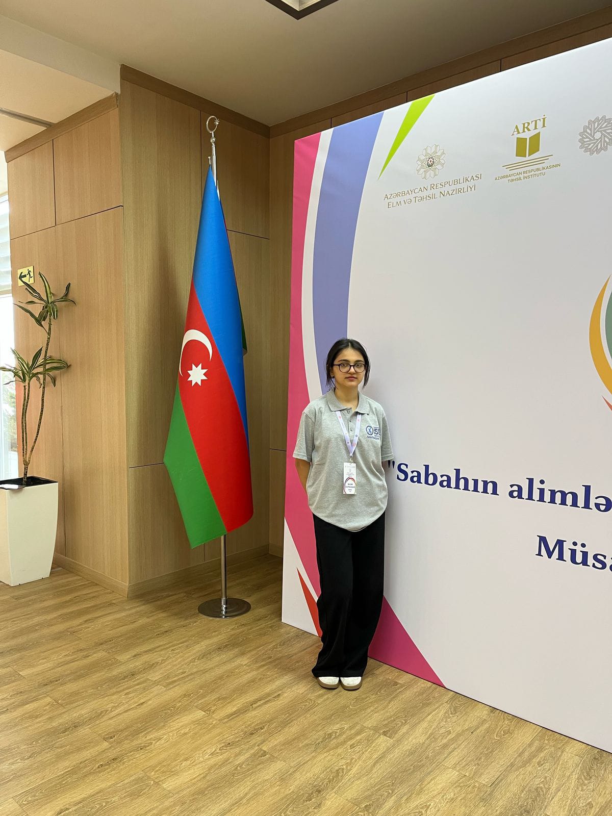 Həm rəssamdır, həm də tədqiqatla məşğul olur - Oğuz məktəblisinin uğuru