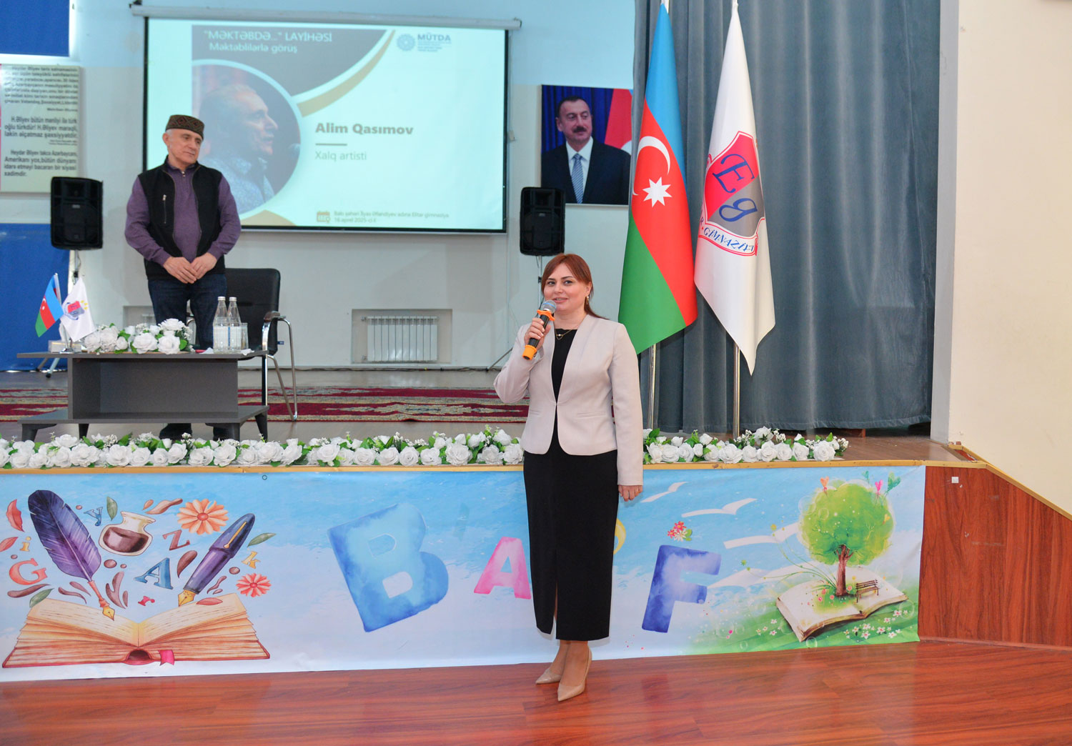 “Hər çıxışım mənim üçün bir imtahandır” – Xalq artisti Alim Qasımov