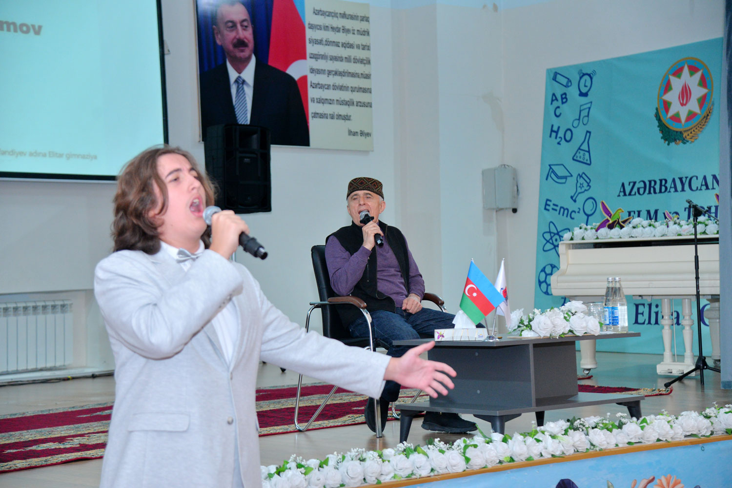 “Hər çıxışım mənim üçün bir imtahandır” – Xalq artisti Alim Qasımov