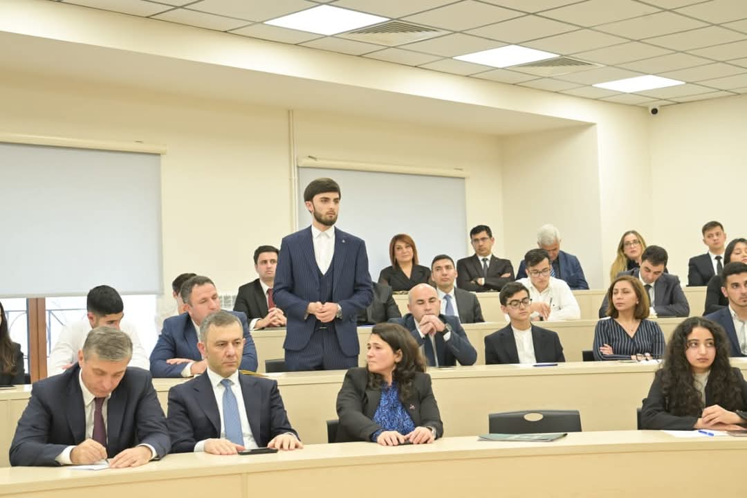 Hesablama Palatasının sədri Qarabağ Universitetinin tələbələrinə mühazirə deyib