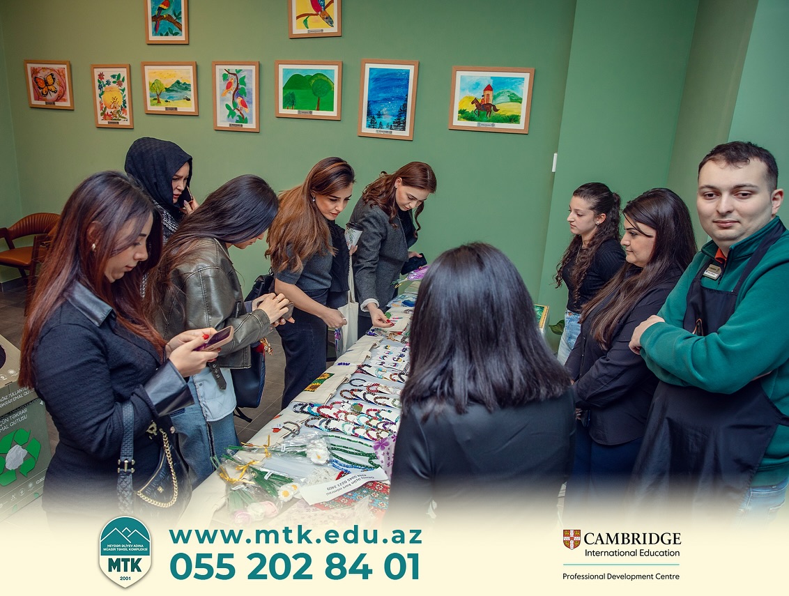 Heydər Əliyev adına Müasir Təhsil Kompleksi valideynlərlə görüş təşkil edib – FOTOLAR