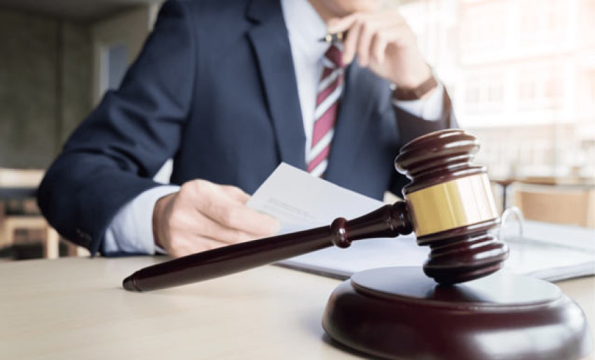 "Hüquqşünaslıq" üzrə diplomu ən çox tanınmayan universitetlərin adı açıqlandı 