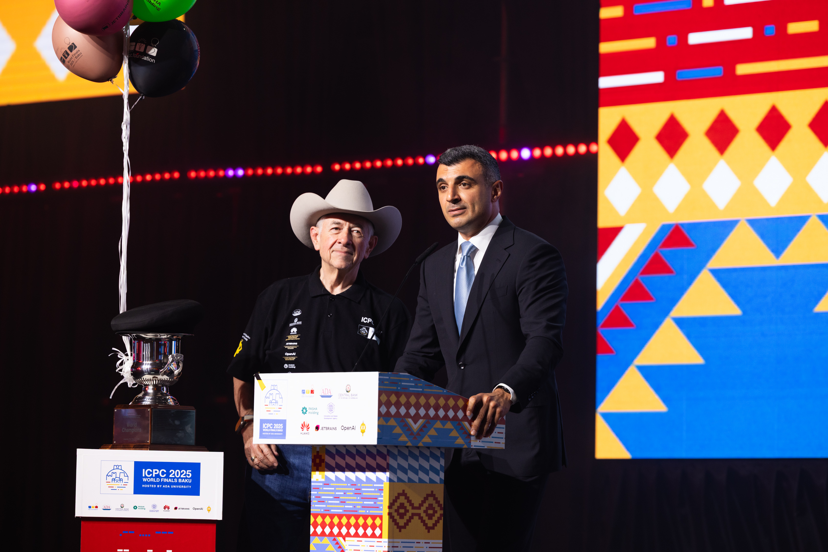 ICPC dünya finalının bağlanış və mükafatlandırılma mərasimi keçirilib