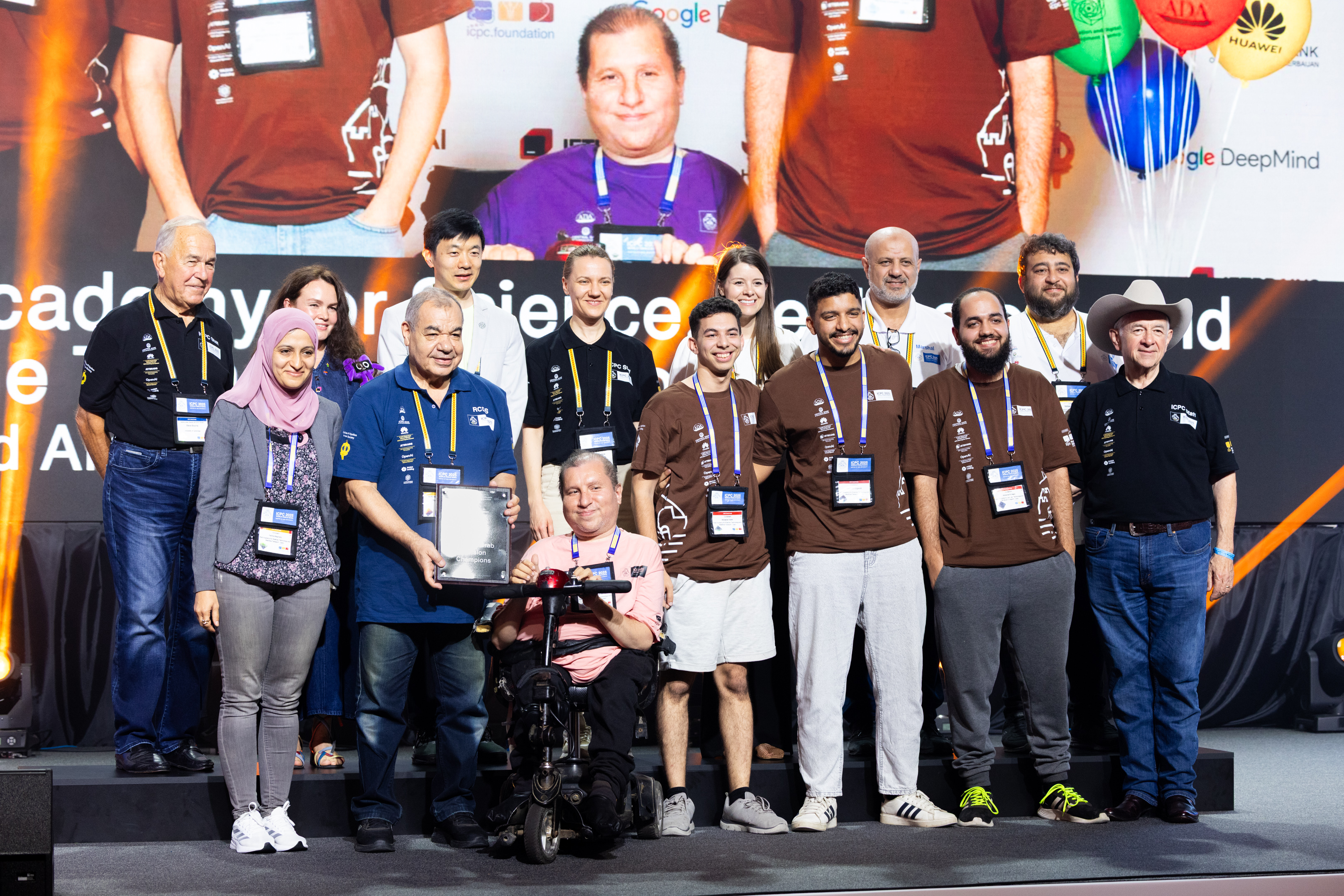 ICPC dünya finalının bağlanış və mükafatlandırılma mərasimi keçirilib