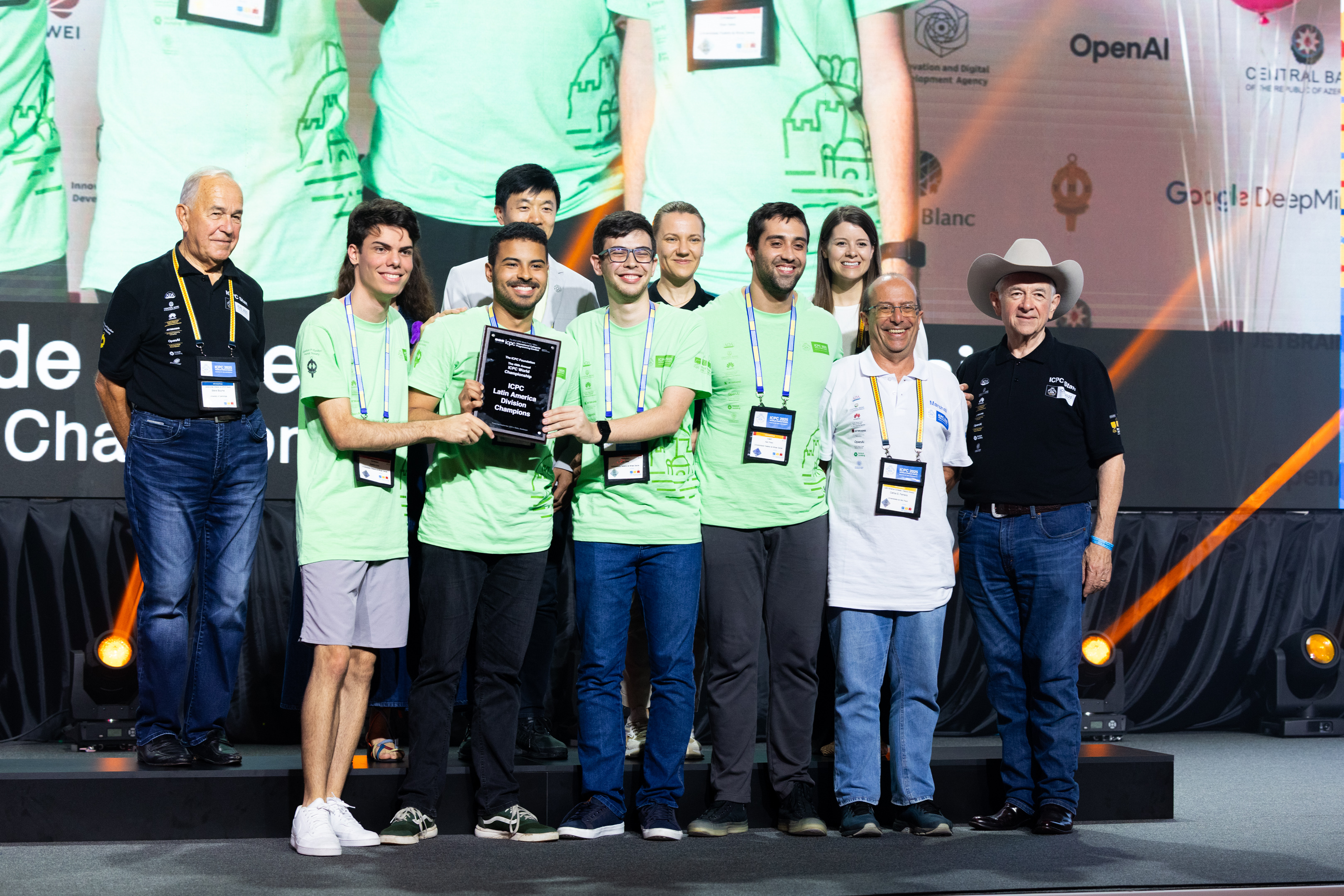 ICPC dünya finalının bağlanış və mükafatlandırılma mərasimi keçirilib