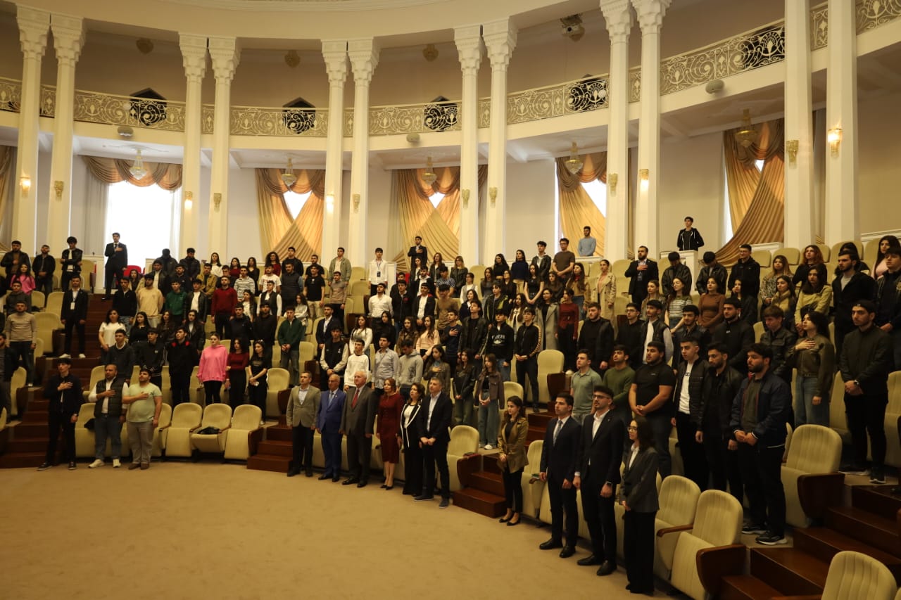 İctimai Şuranın üzvləri AzTU-da tələbələrlə görüşüblər