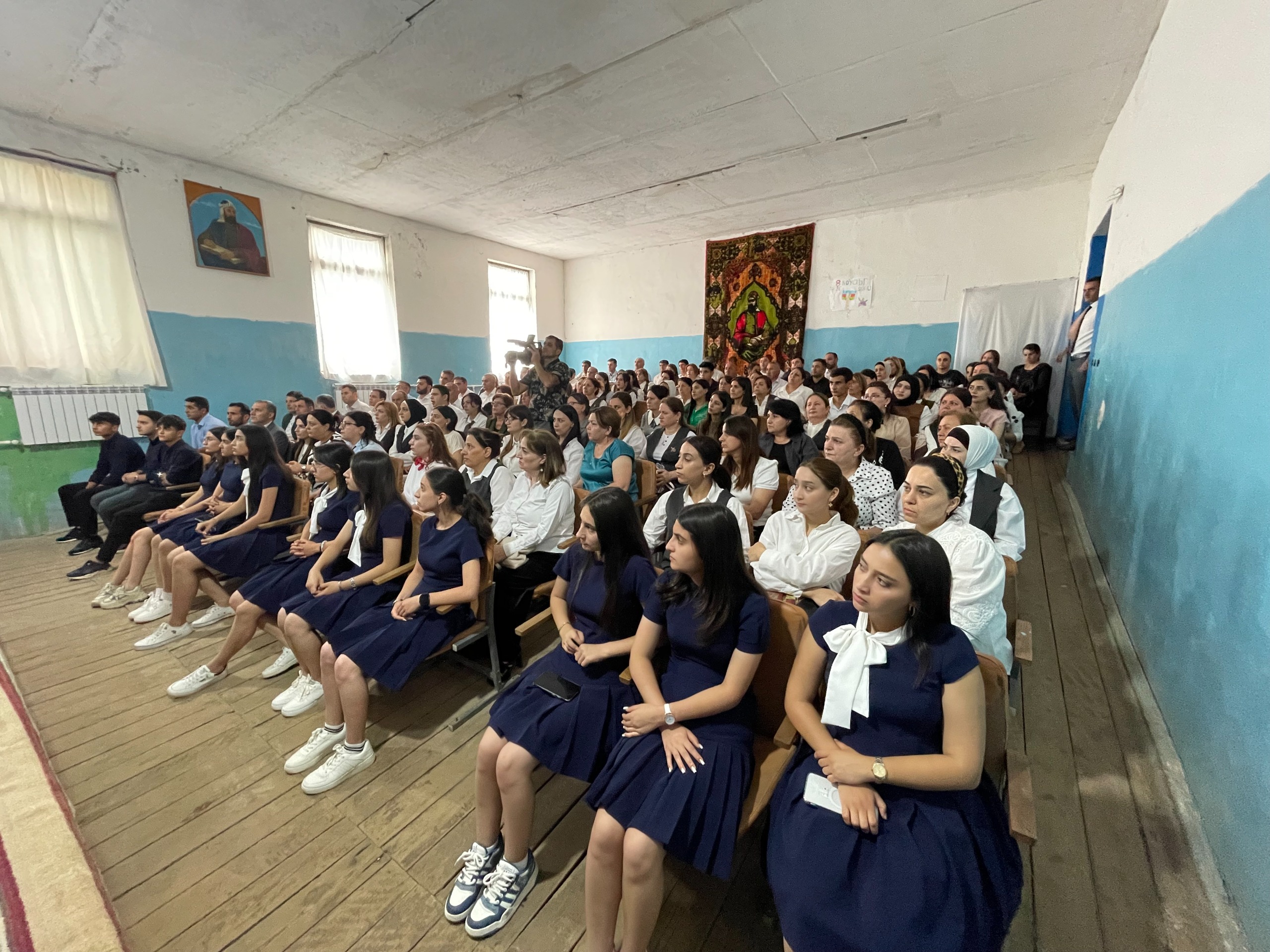 İctimai Şuranın üzvləri müəllim və şagirdlərlə görüşüblər