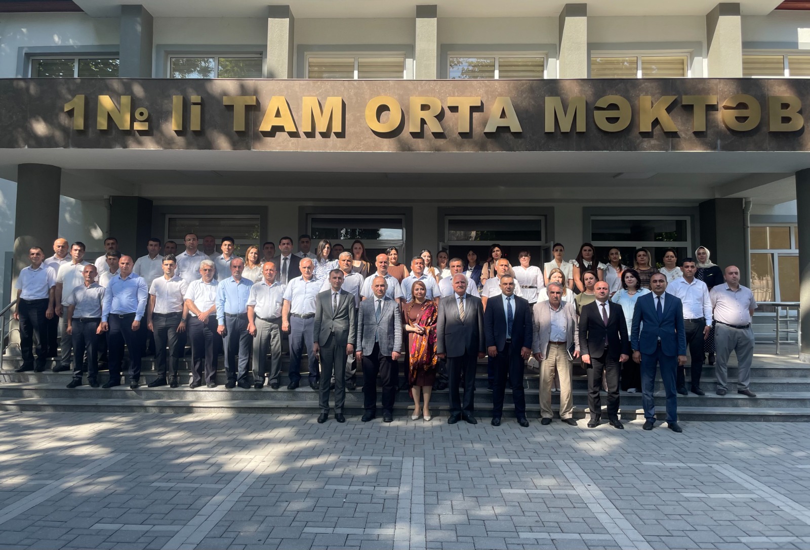 İctimai Şuranın üzvləri müəllim və şagirdlərlə görüşüblər