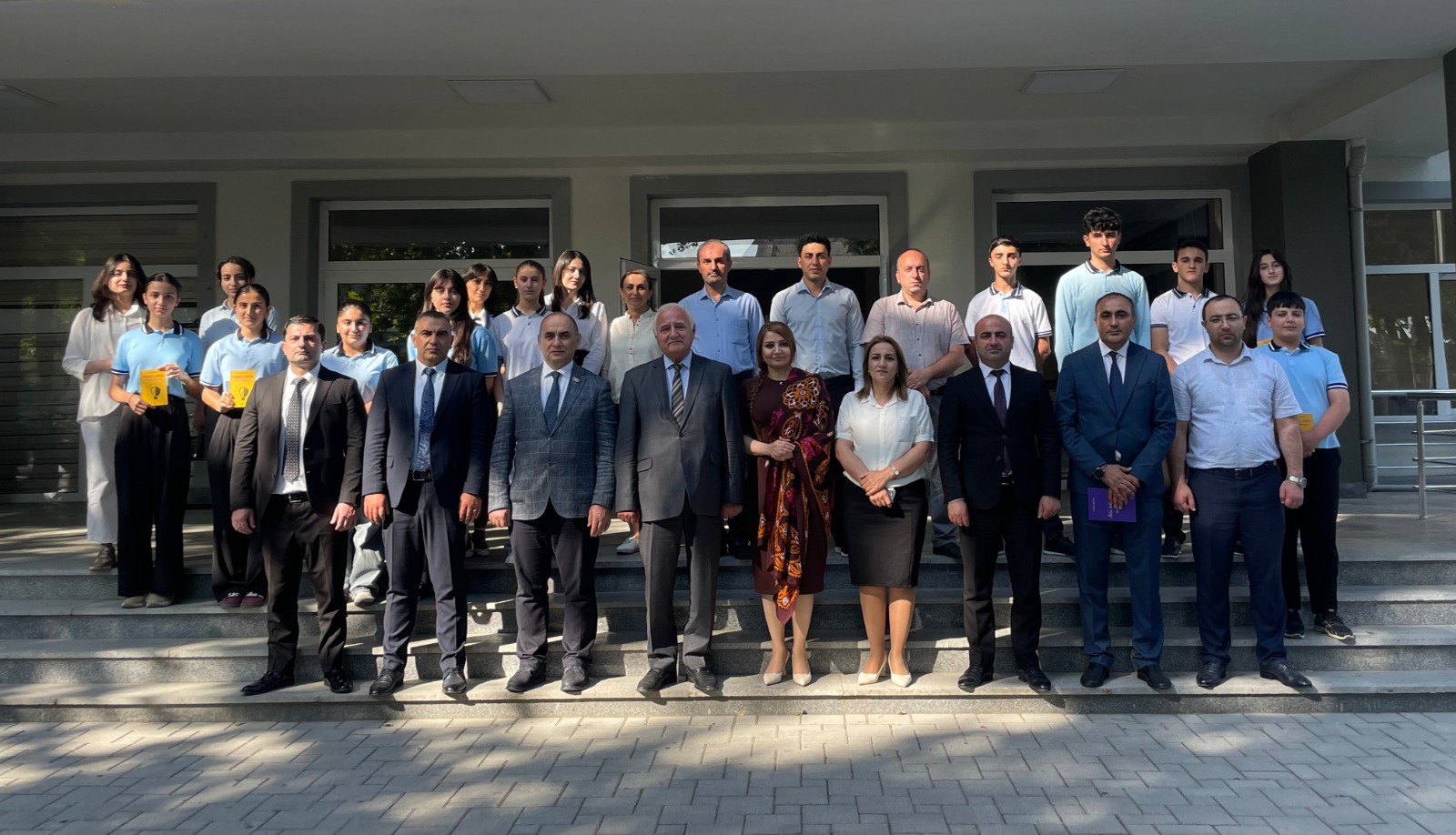 İctimai Şuranın üzvləri müəllim və şagirdlərlə görüşüblər