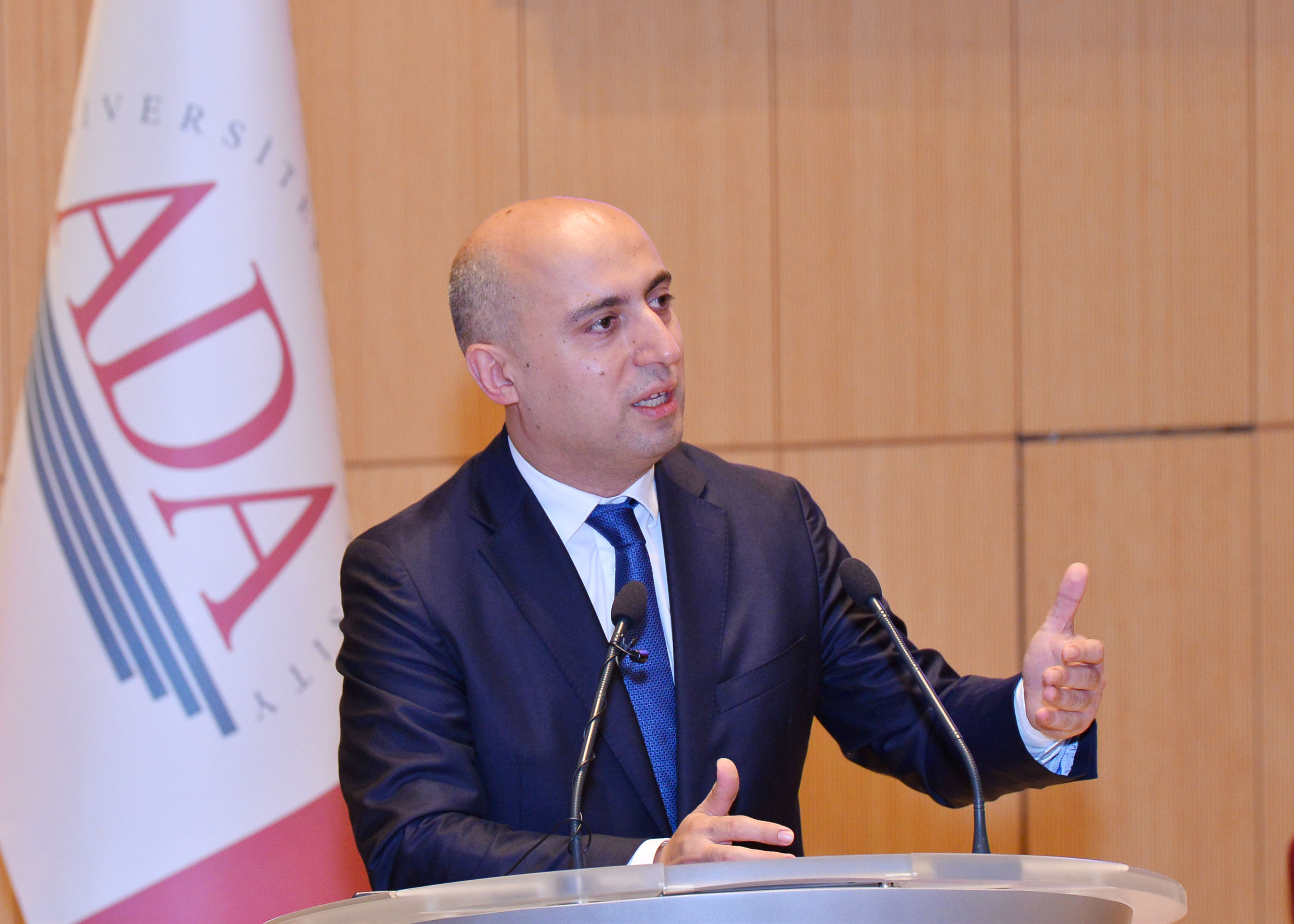 İdarəetmənin qeyri-mərkəzləşdirilmiş formaya keçidi üçün işlər aparılır – Nazir 