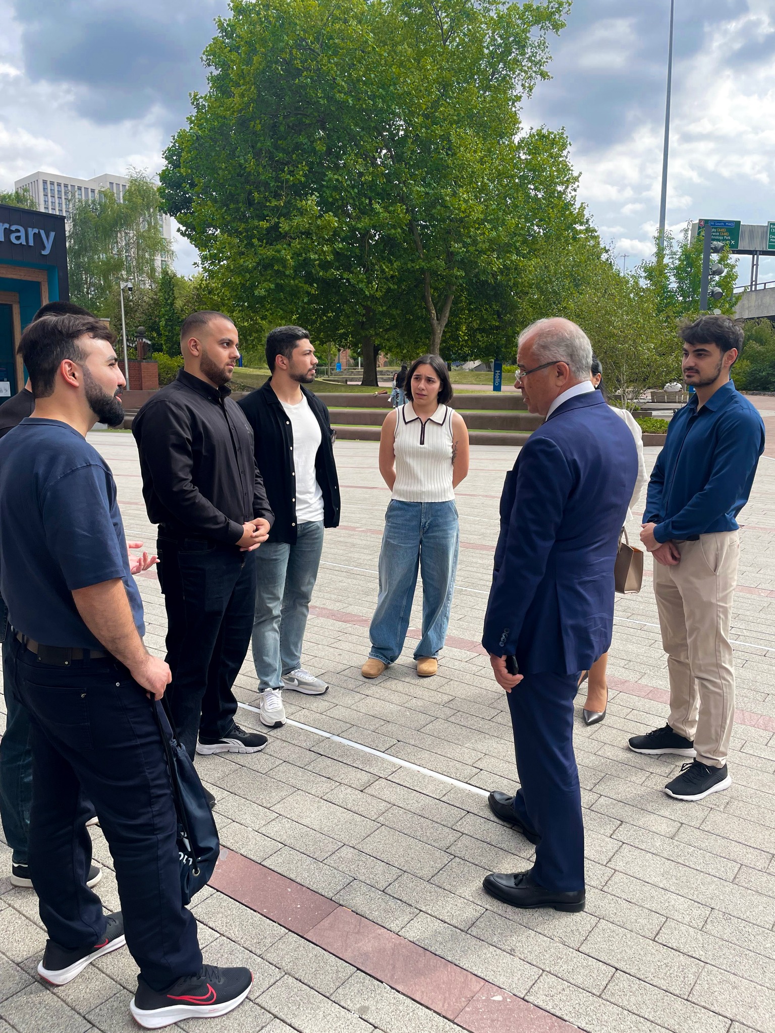 İdman Akademiyası ilə Koventri Universiteti arasında yeni birgə proqramlar müzakirə edilib