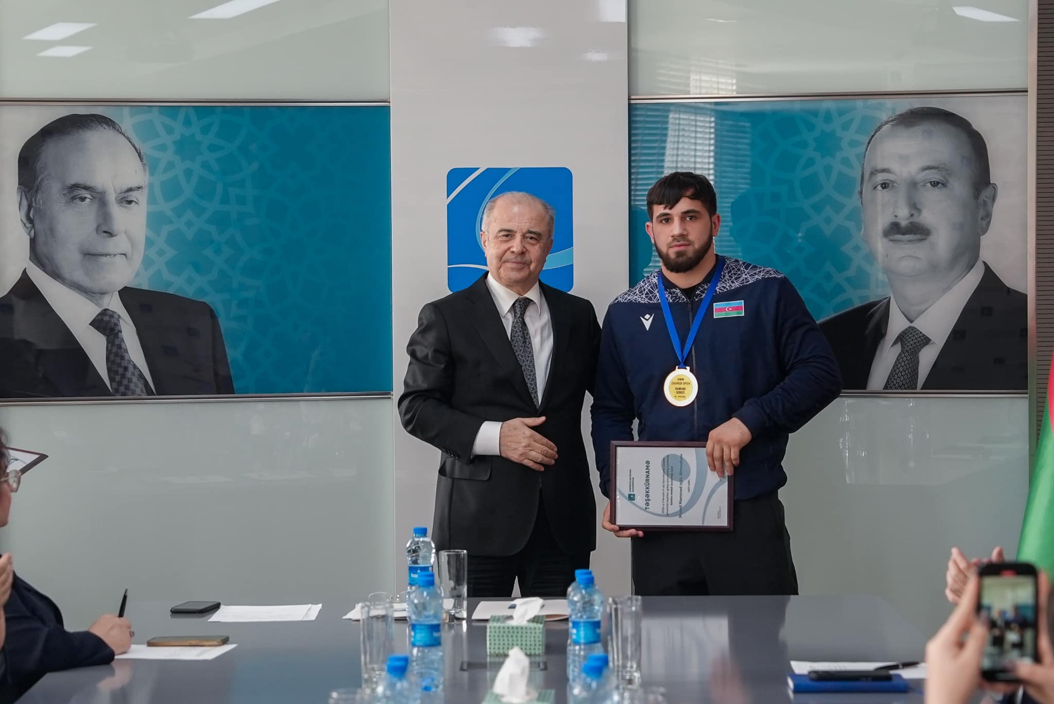 İdman Akademiyasında güləş üzrə yüksək nəticə göstərmiş tələbələrlə görüş keçirilib