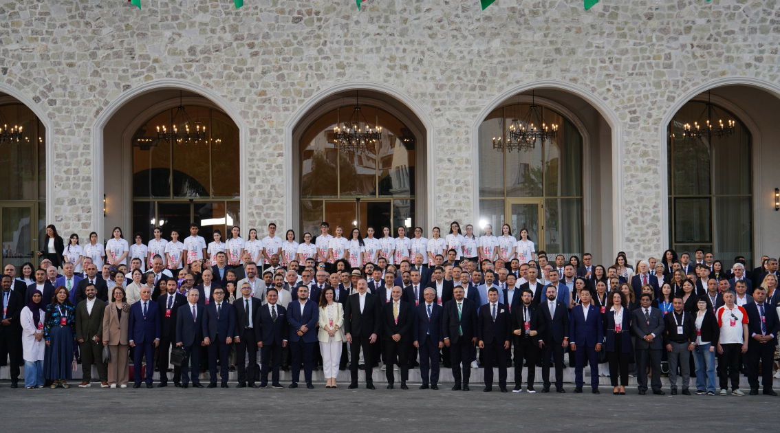 III Şuşa Qlobal Media Forumunun iştirakçıları ilə görüş keçirilib