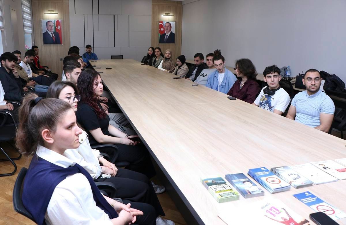 İki ali təhsil müəssəsində tələbələrə maarifləndirci tədbirlər keçirilib