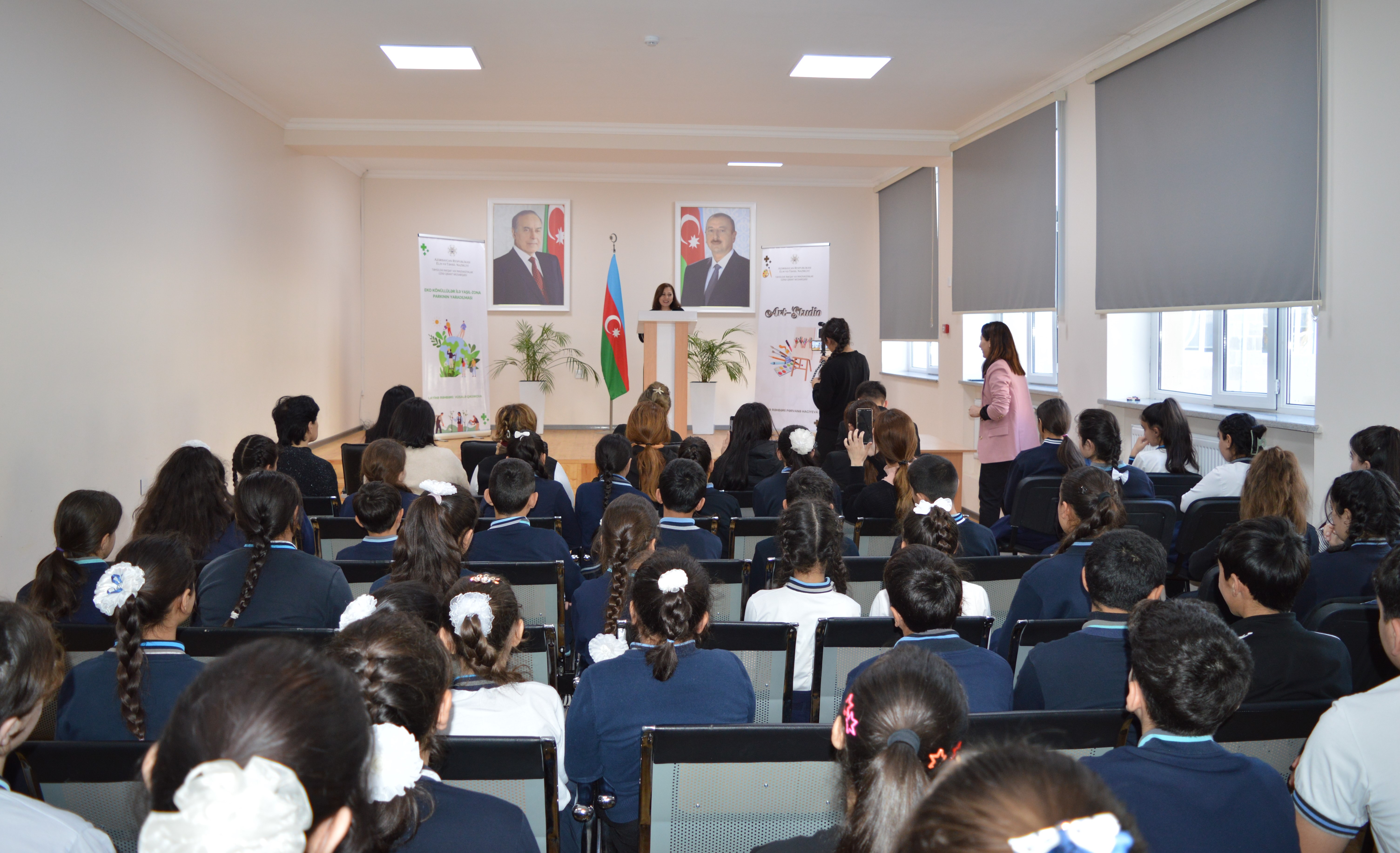 İki yeni qrant layihənin təqdimatı keçirilib