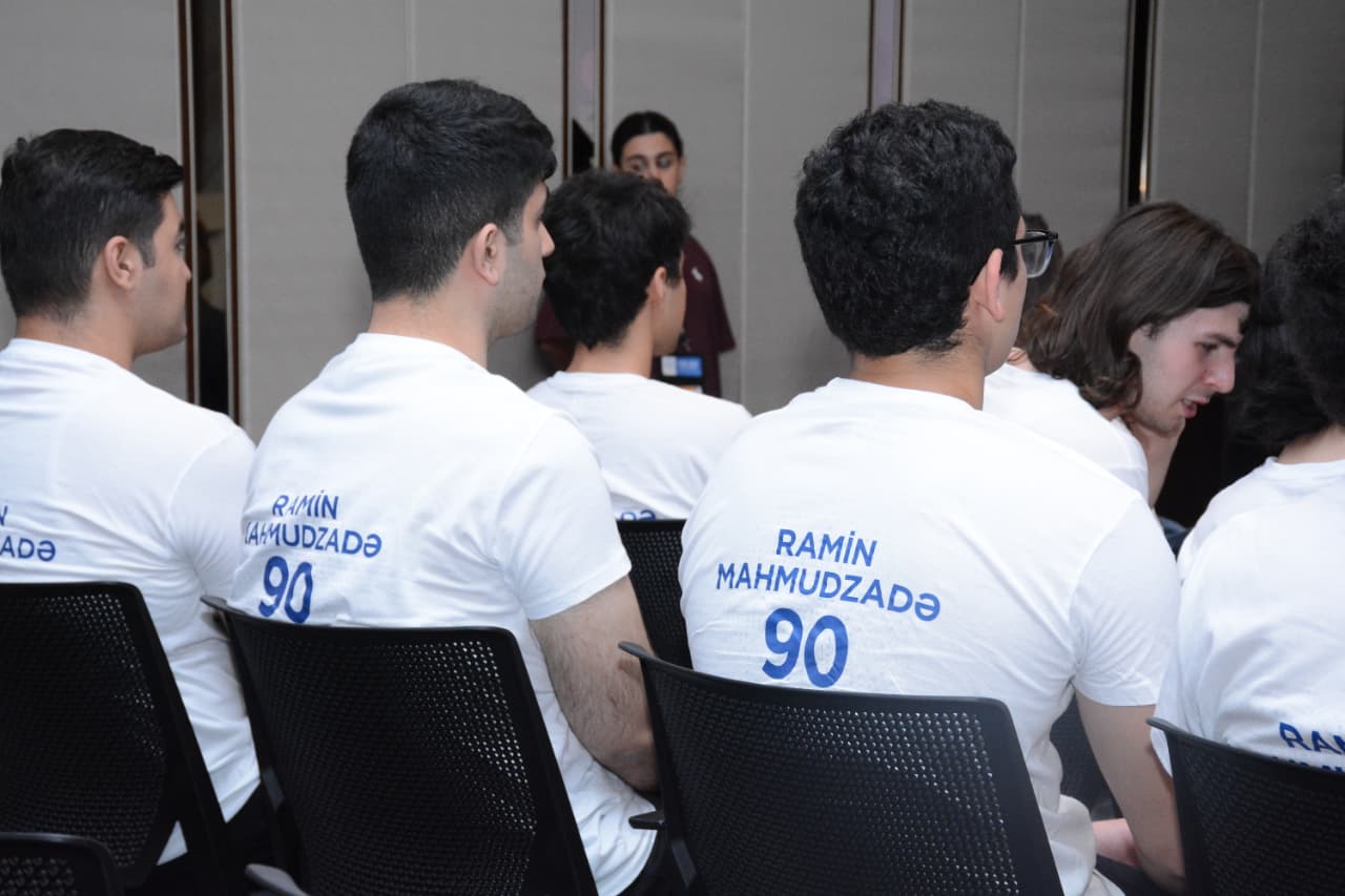 İlk proqramçının izi ilə: Ramin Mahmudzadəyə həsr olunan final mərasimi keçirilib