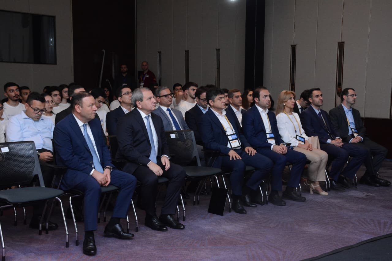 İlk proqramçının izi ilə: Ramin Mahmudzadəyə həsr olunan final mərasimi keçirilib