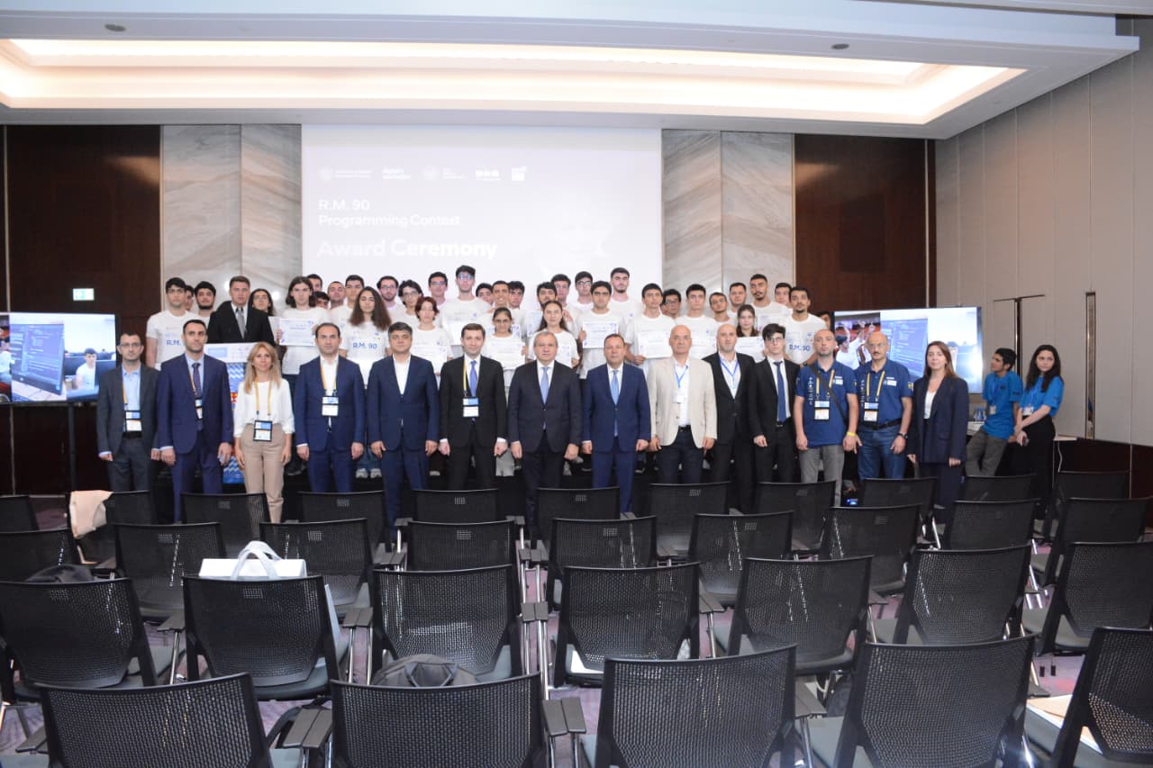 İlk proqramçının izi ilə: Ramin Mahmudzadəyə həsr olunan final mərasimi keçirilib