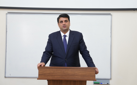 Elbrus İsayev: “Bütün proqramlarda rəqəmsallaşmanın tətbiqinə çalışacağıq” 