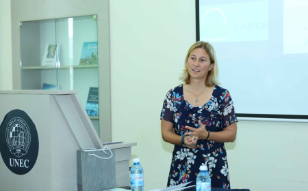 Nüfuzlu universitetin dosenti SABAH tələbələrinə master-klas keçib