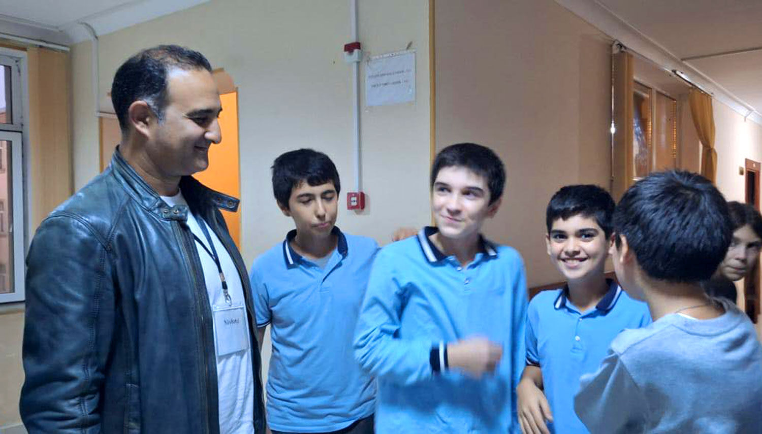 Məktəbdə maraqlı təşəbbüs: valideyn növbətçiliyi tətbiq olunur – VİDEO