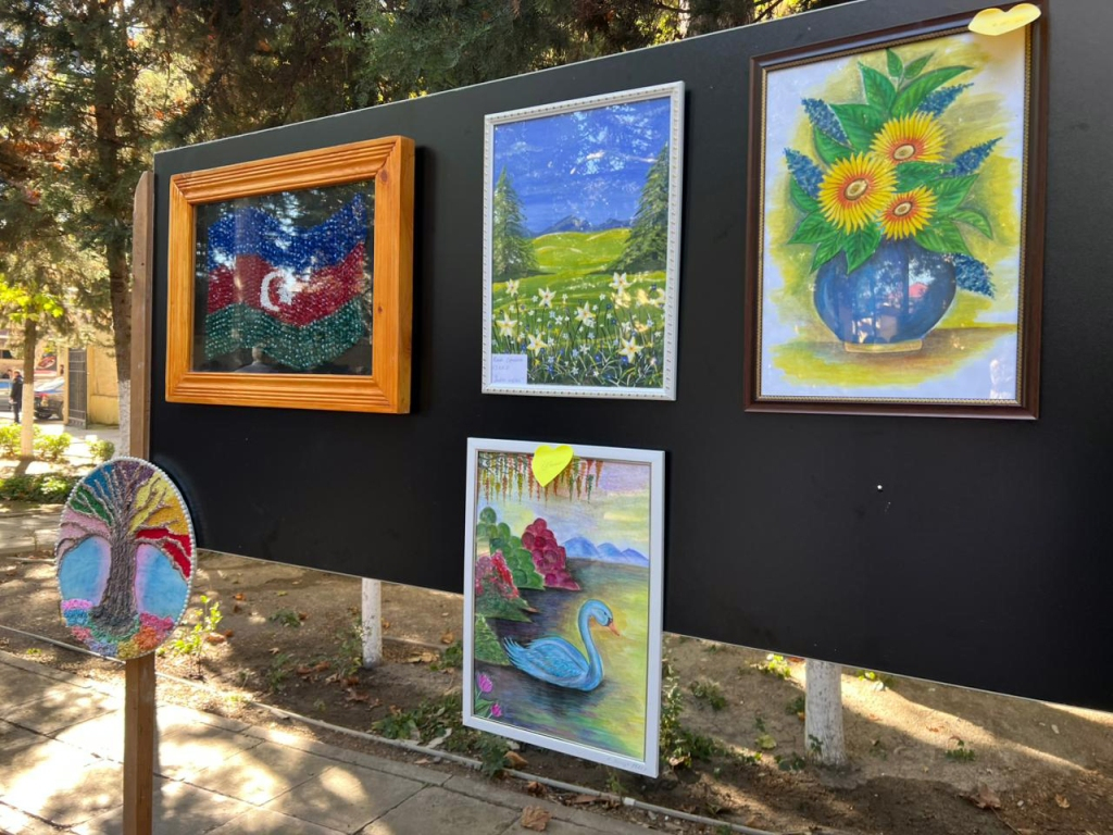 MDU-da inklüzivliyə dəstək məqsədilə rəsm sərgisi keçirilib