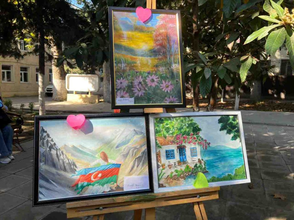 MDU-da inklüzivliyə dəstək məqsədilə rəsm sərgisi keçirilib