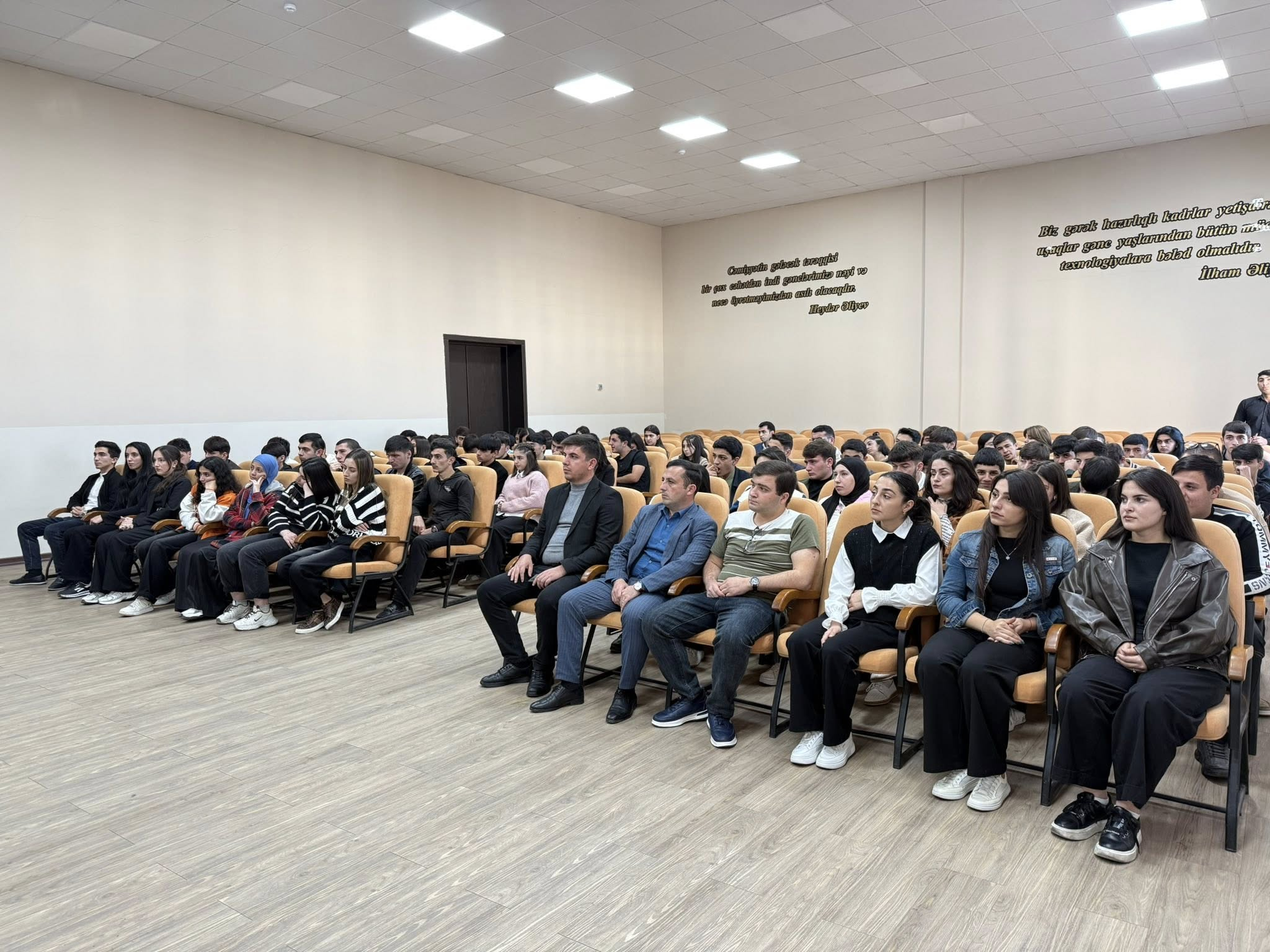 Qəbələdə peşə seçimi və inkişaf mövzusunda təlim keçirilib