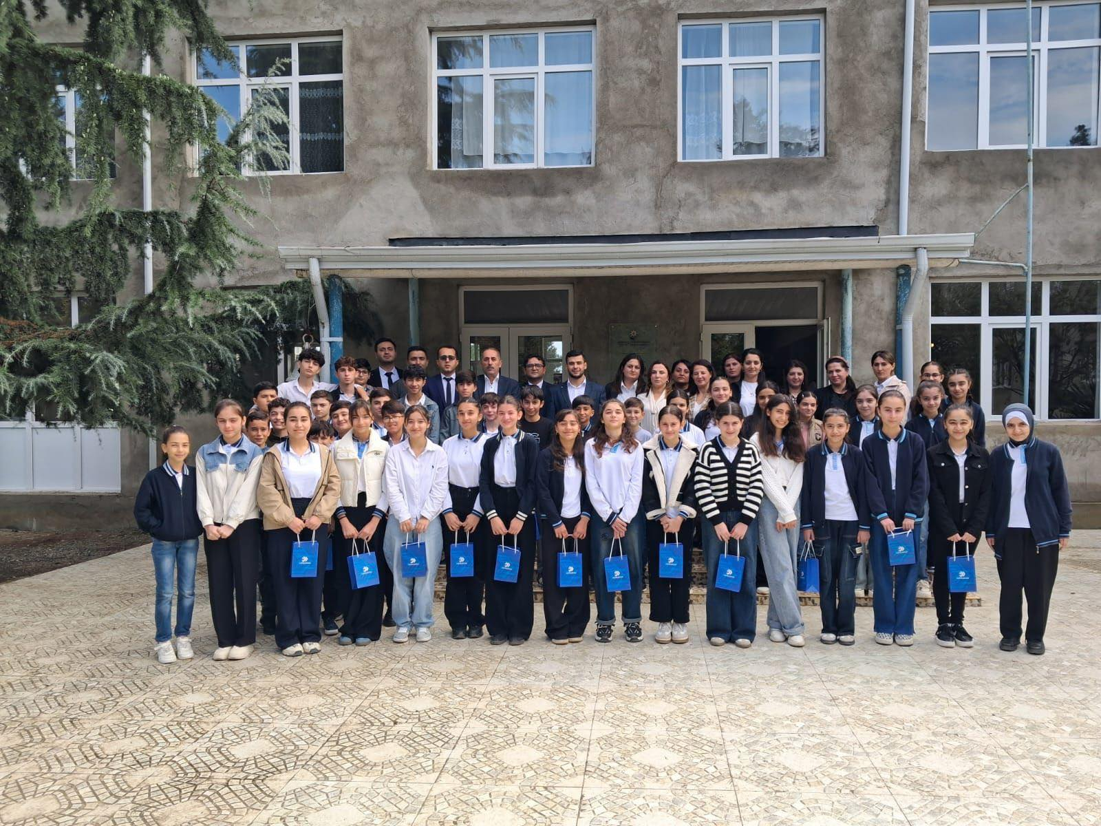 “İnternetdən təhlükəsiz istifadə bacarıqları” layihəsinə başlanılıb