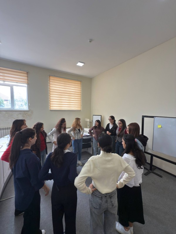 LDU-da layihələrin idarə edilməsi ilə bağlı təlim keçirilib