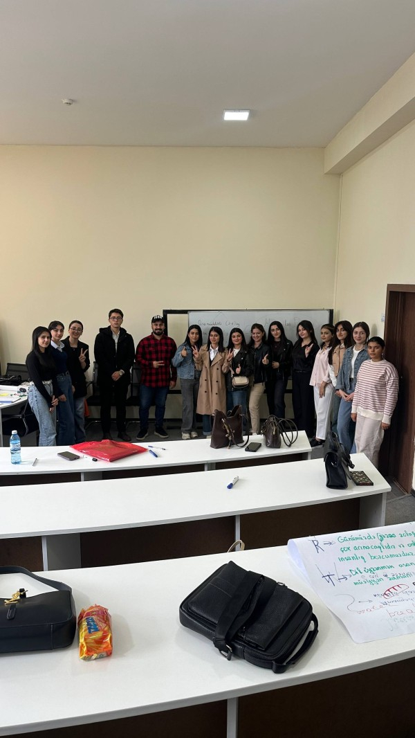 LDU-da layihələrin idarə edilməsi ilə bağlı təlim keçirilib