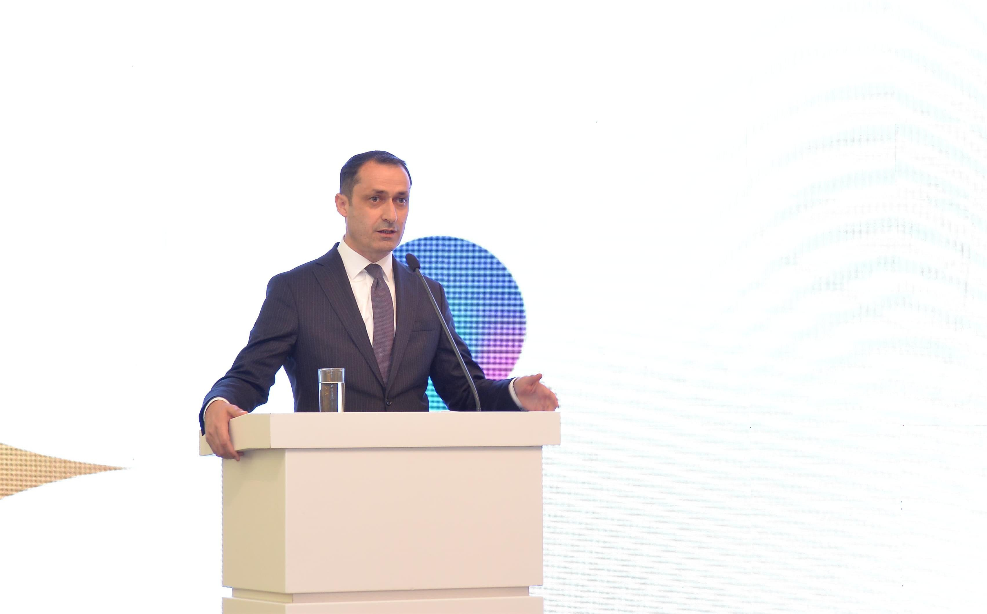 Olimpiadadakı az nailiyyət təhsilin səviyyəsinin aşağı olması demək deyil – Fuad Qarayev