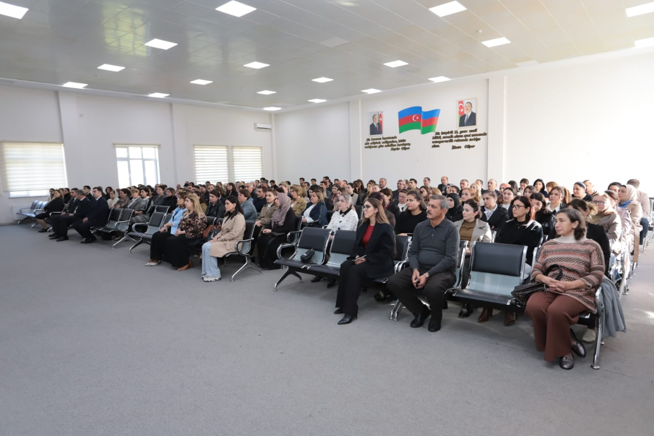 İctimai Şura Qubada müəllim və şagirdlərlə görüşüb