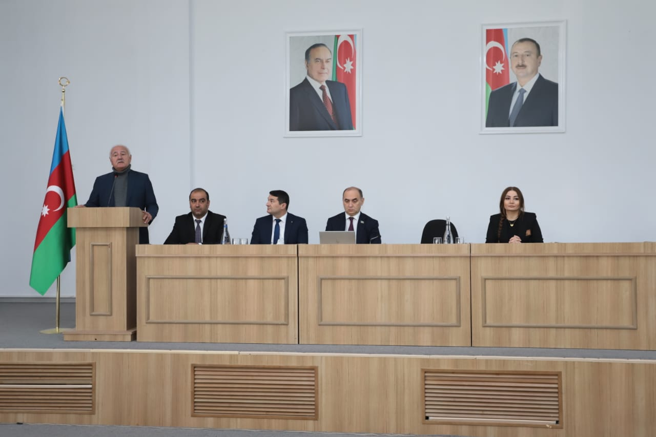 İctimai Şura Qubada müəllim və şagirdlərlə görüşüb